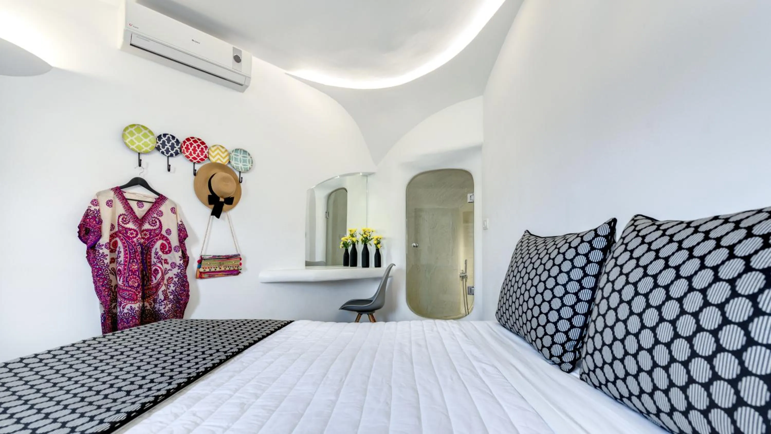 Bedroom, Bed in Evgenia Villas & Suites by Calm Collection