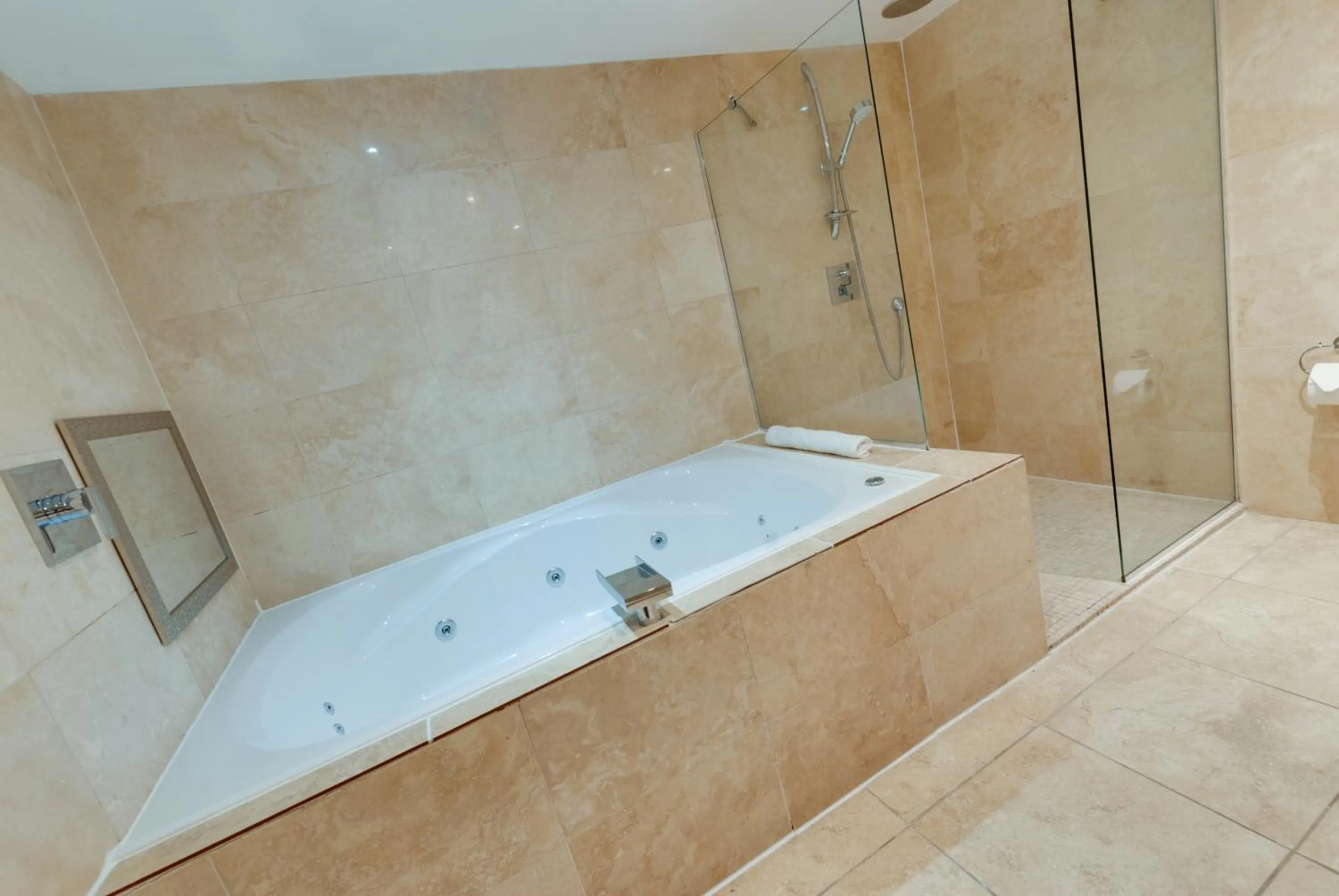 Shower in Boutique 56