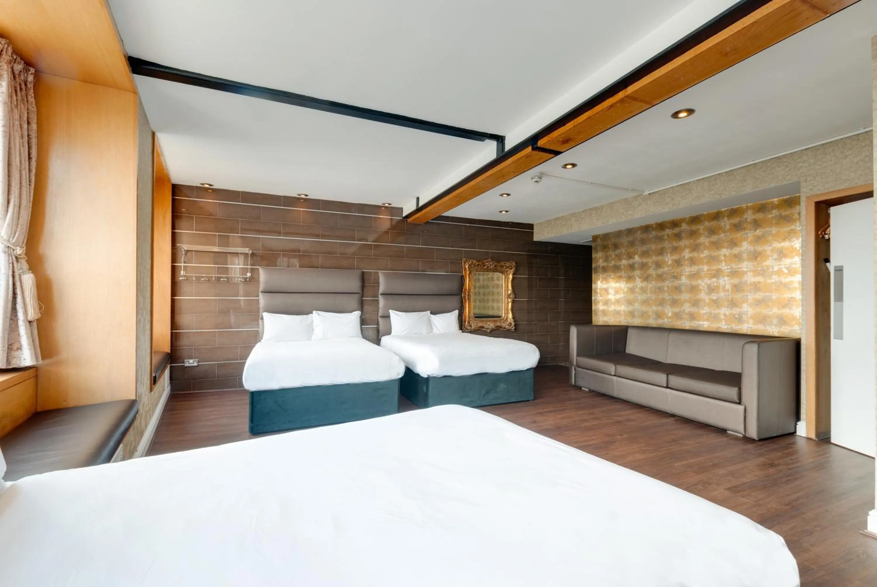 Bedroom, Bed in Boutique 56