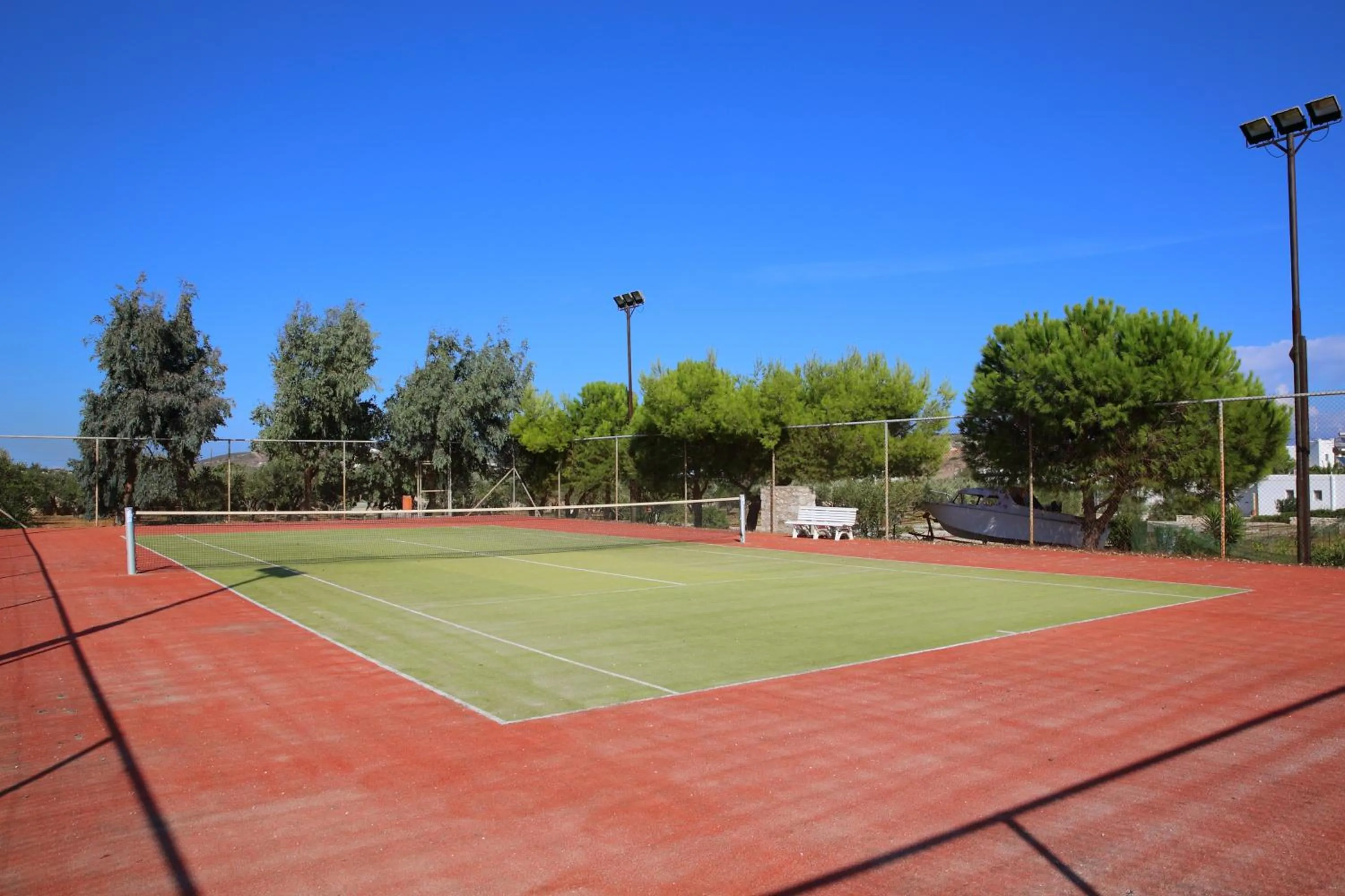 Tennis court in Asteras Paradise