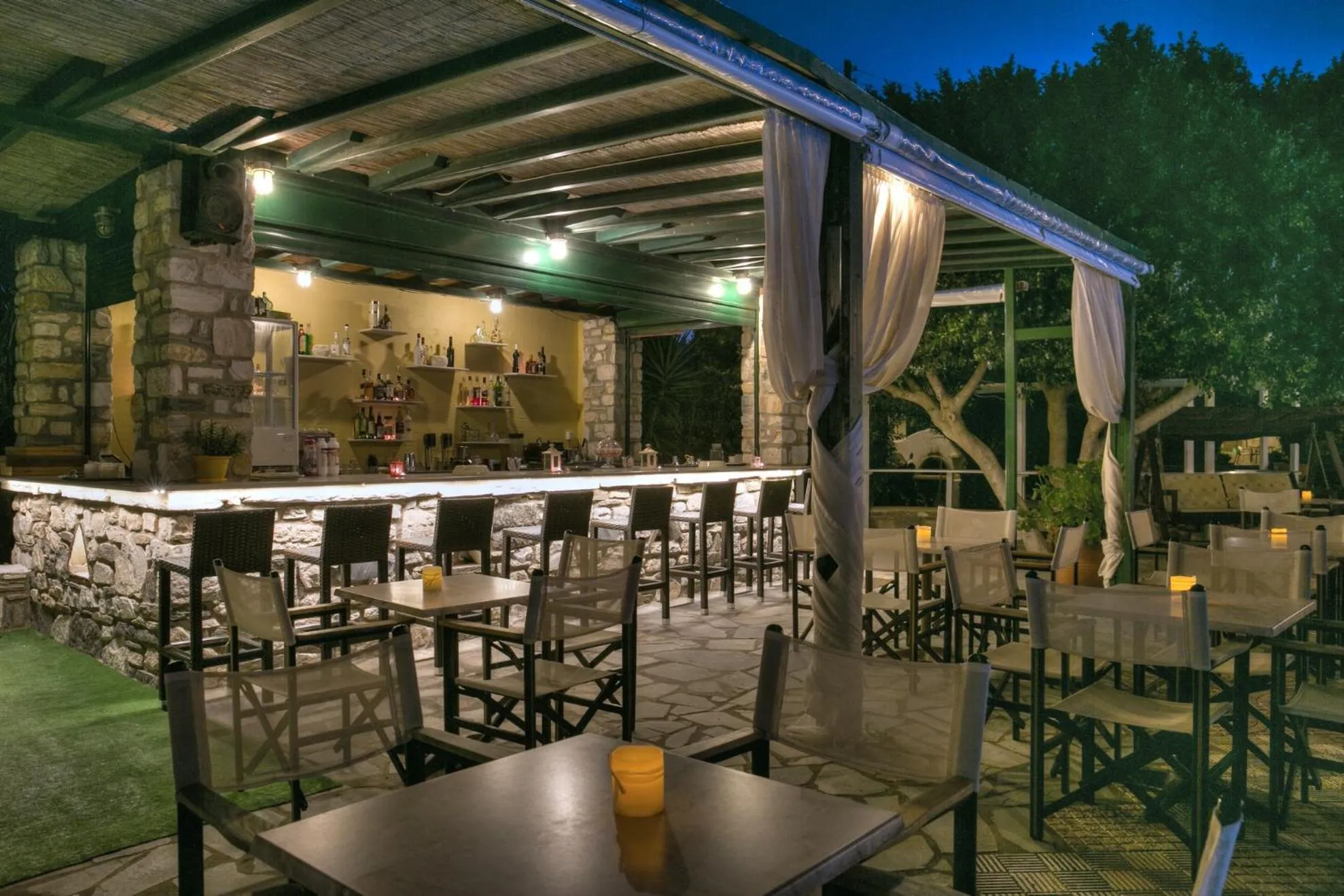 Lounge or bar in Asteras Paradise