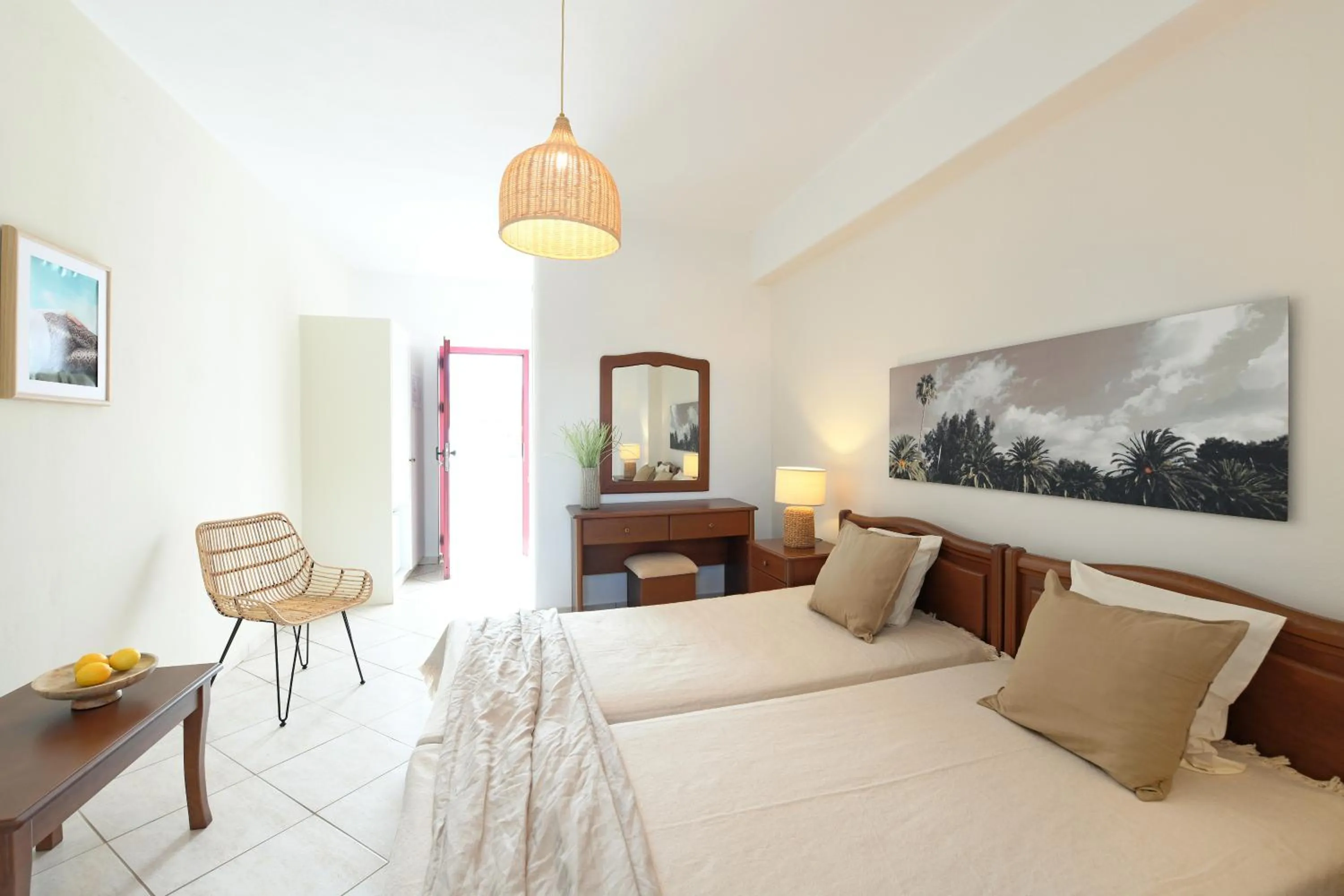 Photo of the whole room, Bed in Asteras Paradise