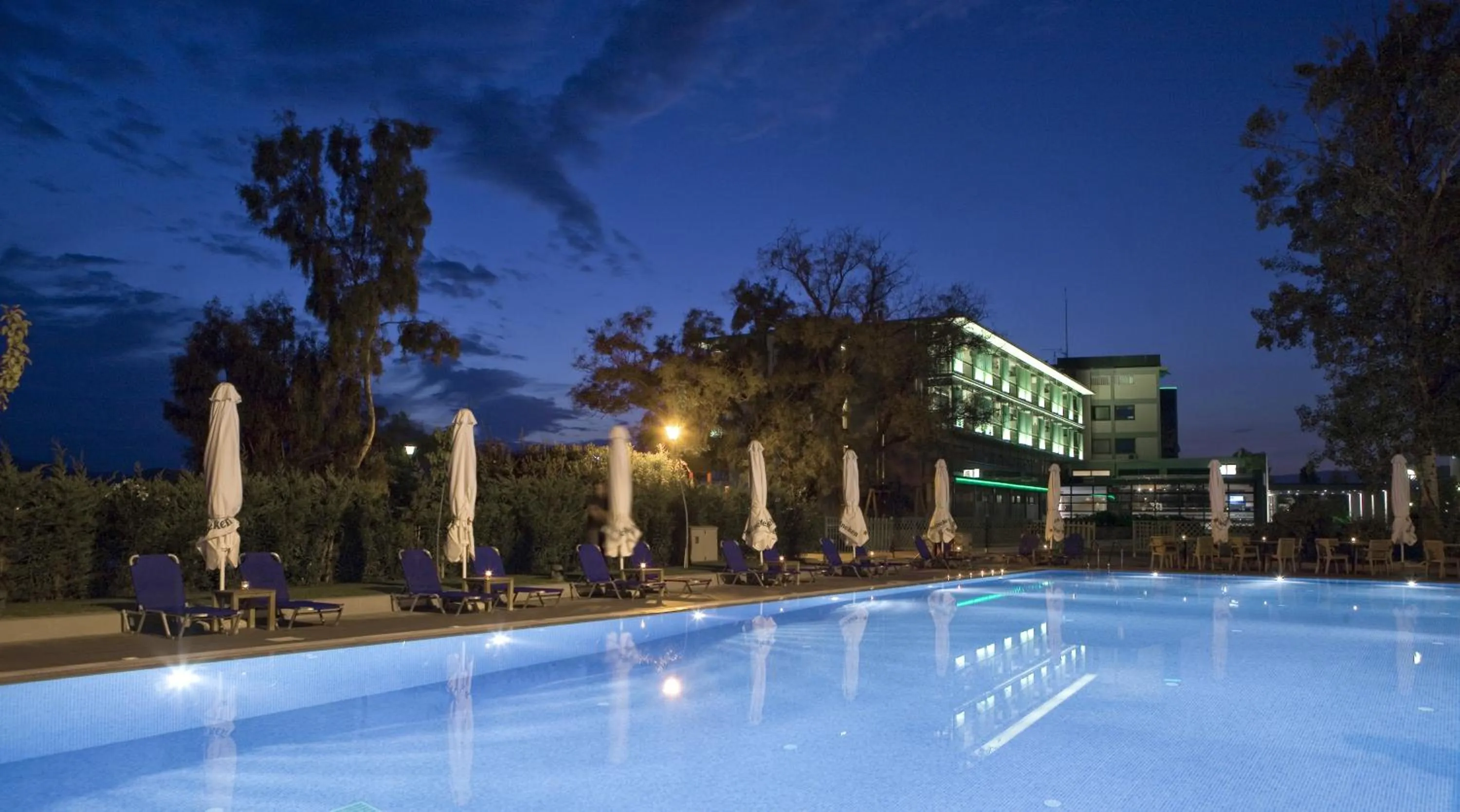 Swimming pool in Domotel Xenia Volos