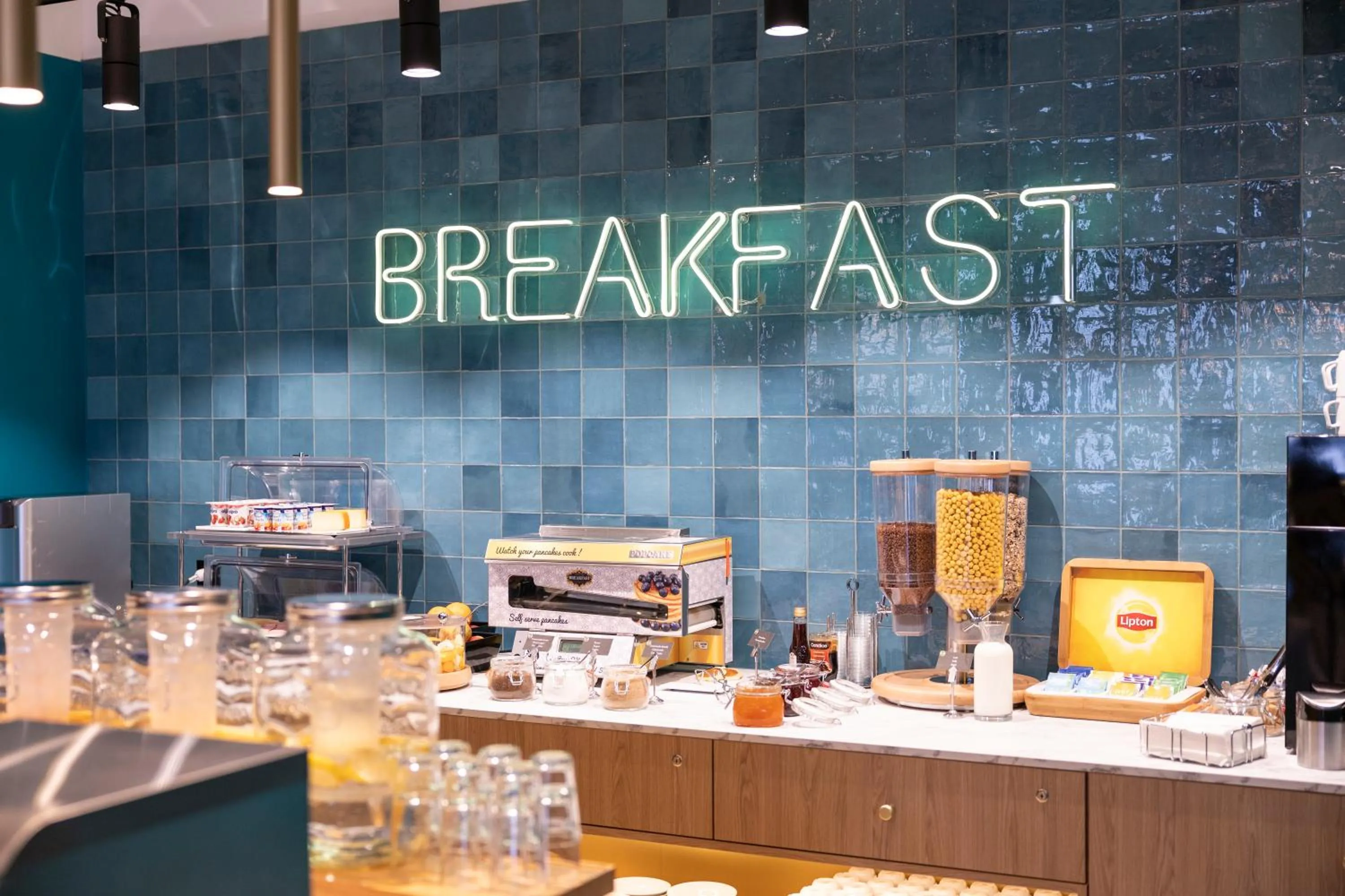 Buffet breakfast in B&B HOTEL Namur