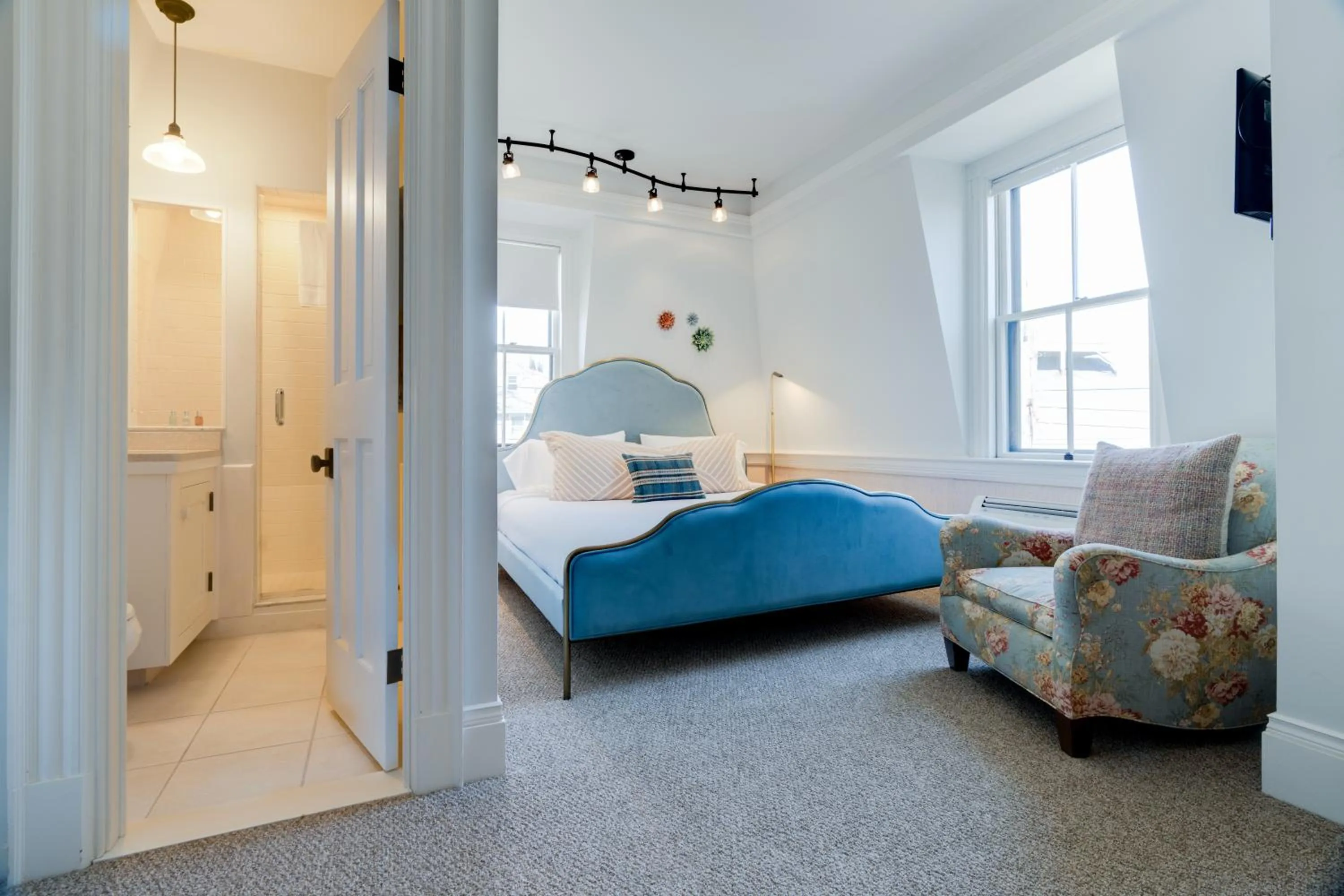 Bedroom in The Centerboard Nantucket