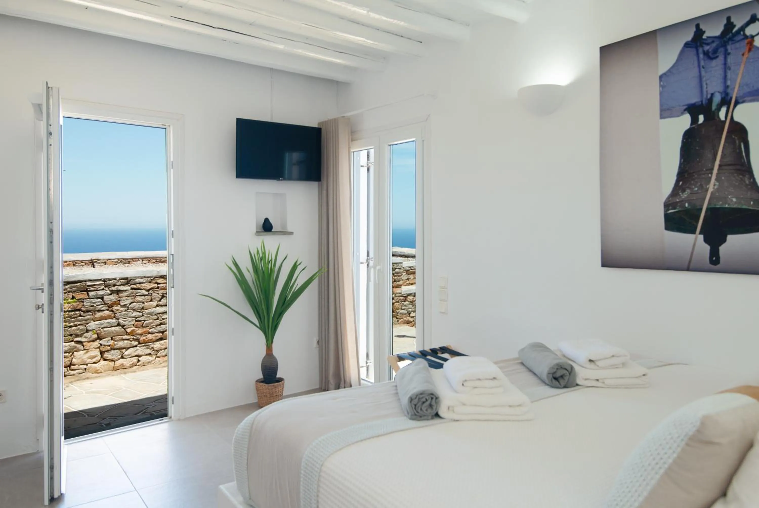 Bed in Windmill Bella Vista