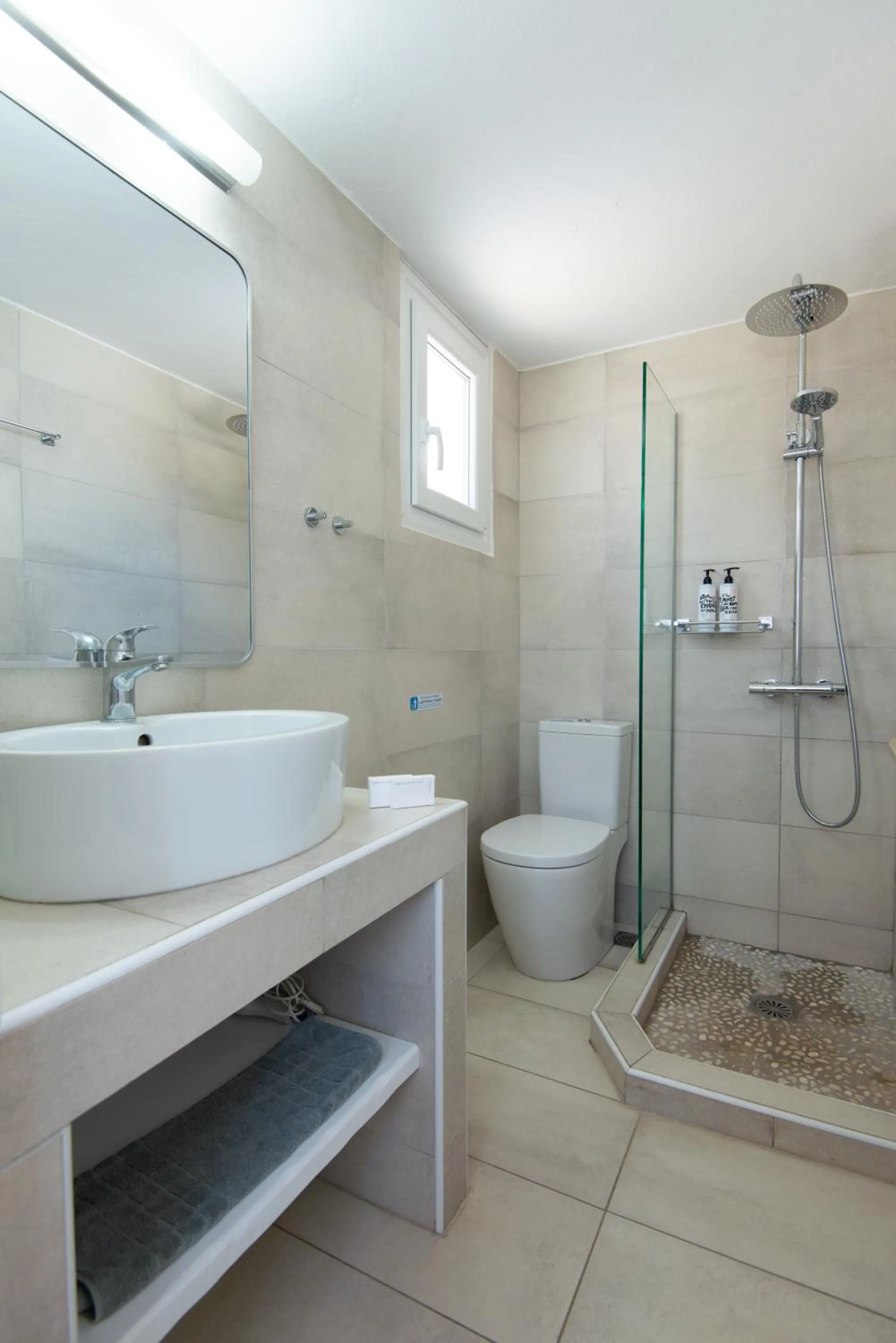 Bathroom in Windmill Bella Vista