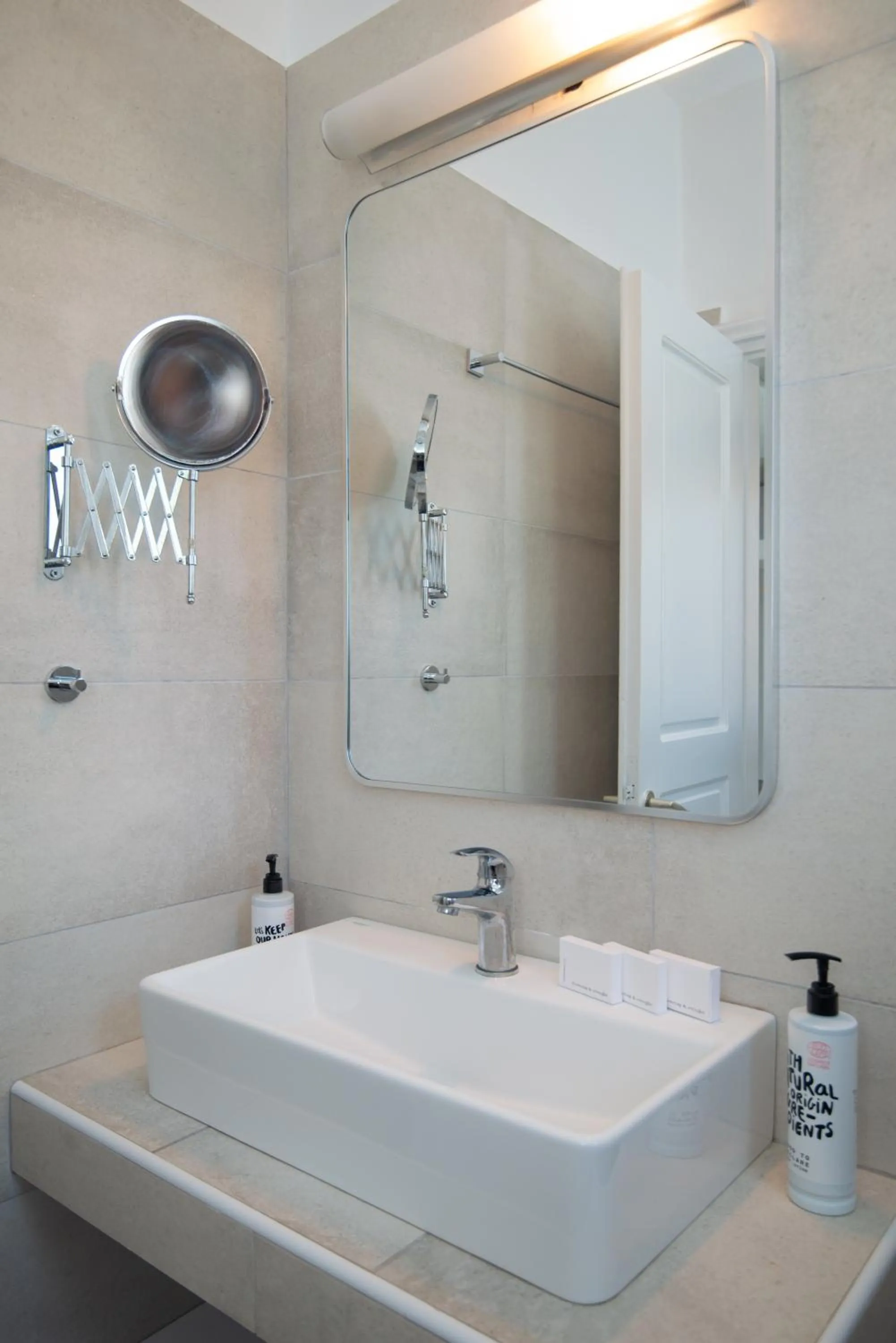 Bathroom in Windmill Bella Vista