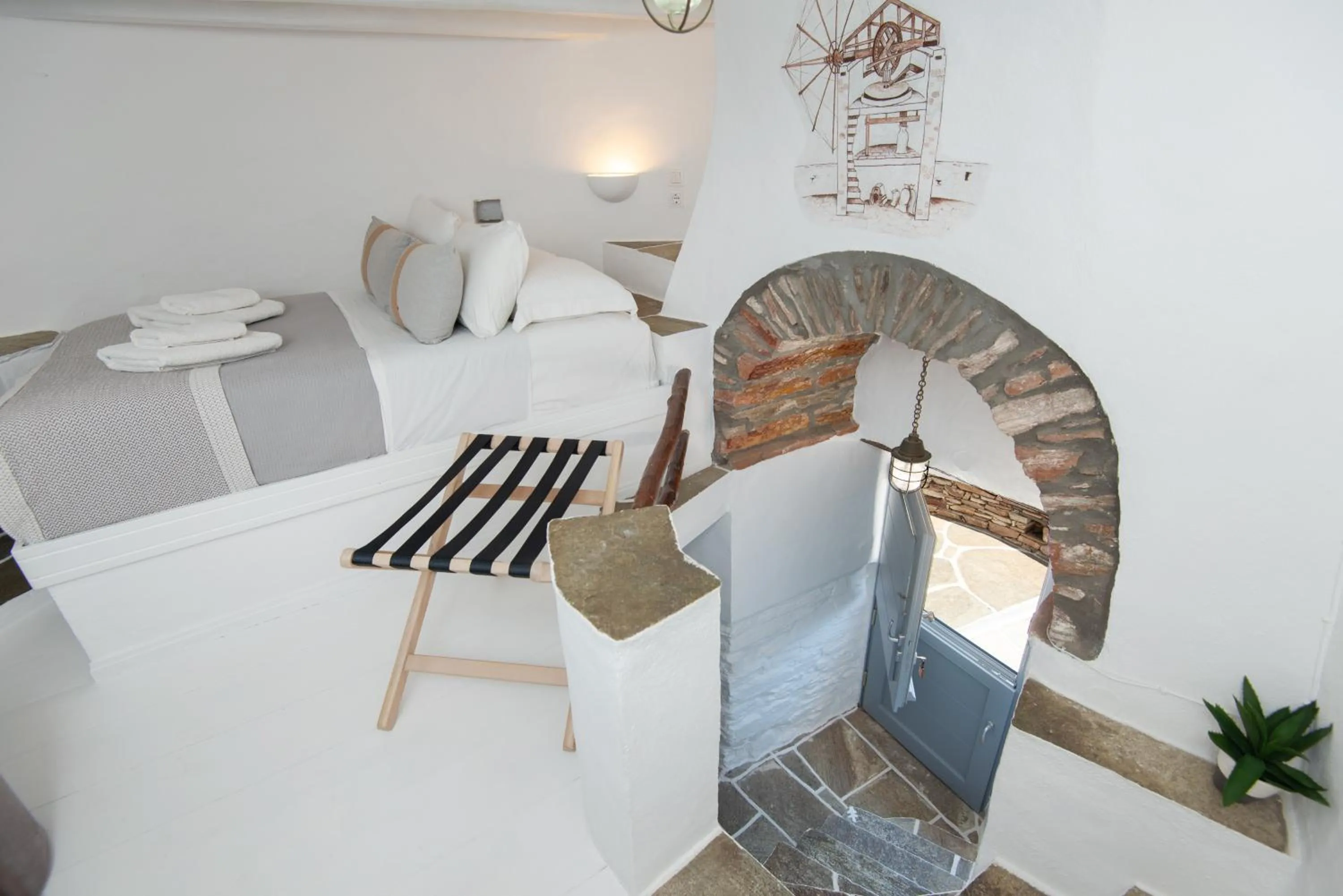 Property building in Windmill Bella Vista