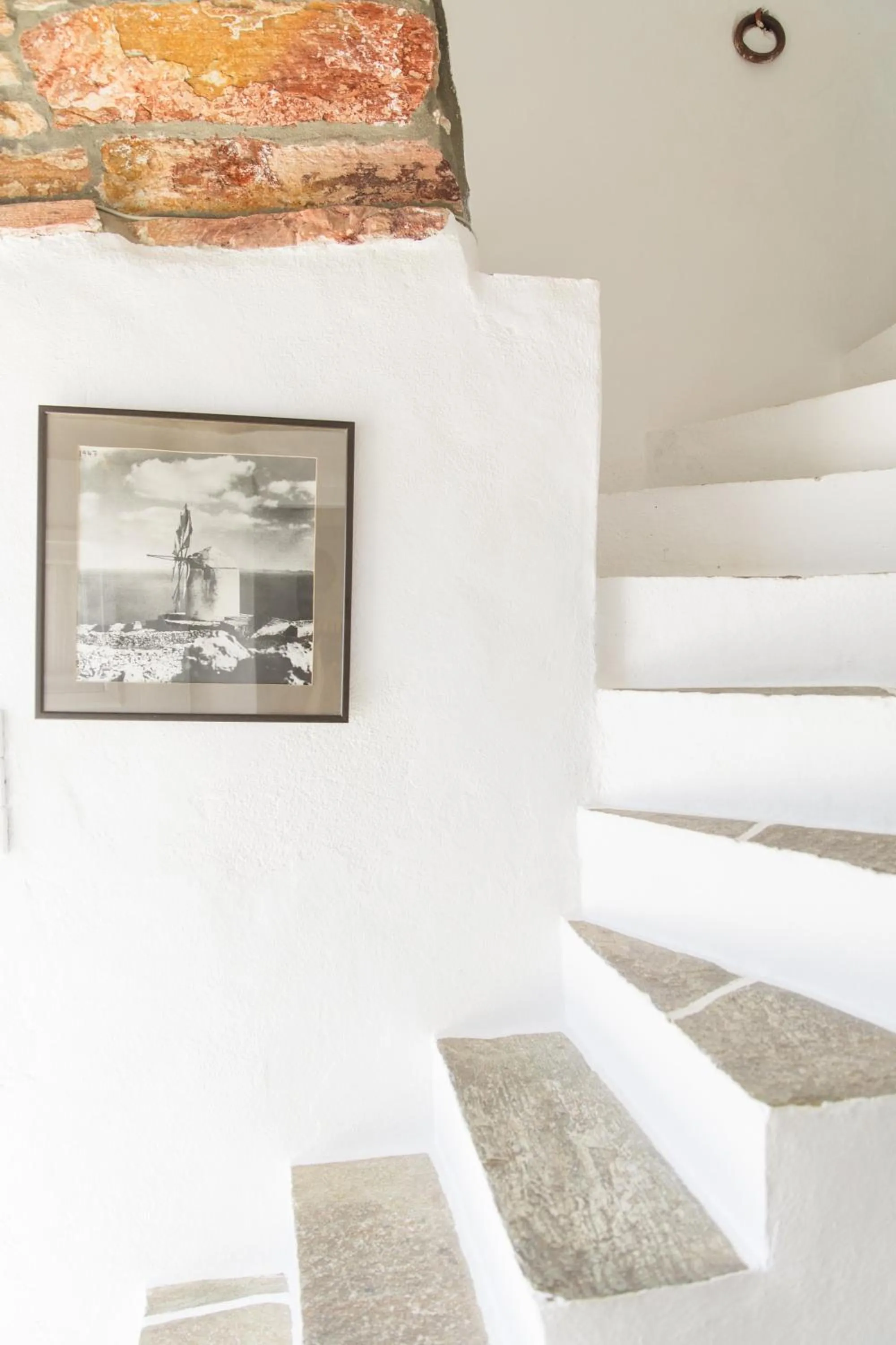 Property building in Windmill Bella Vista