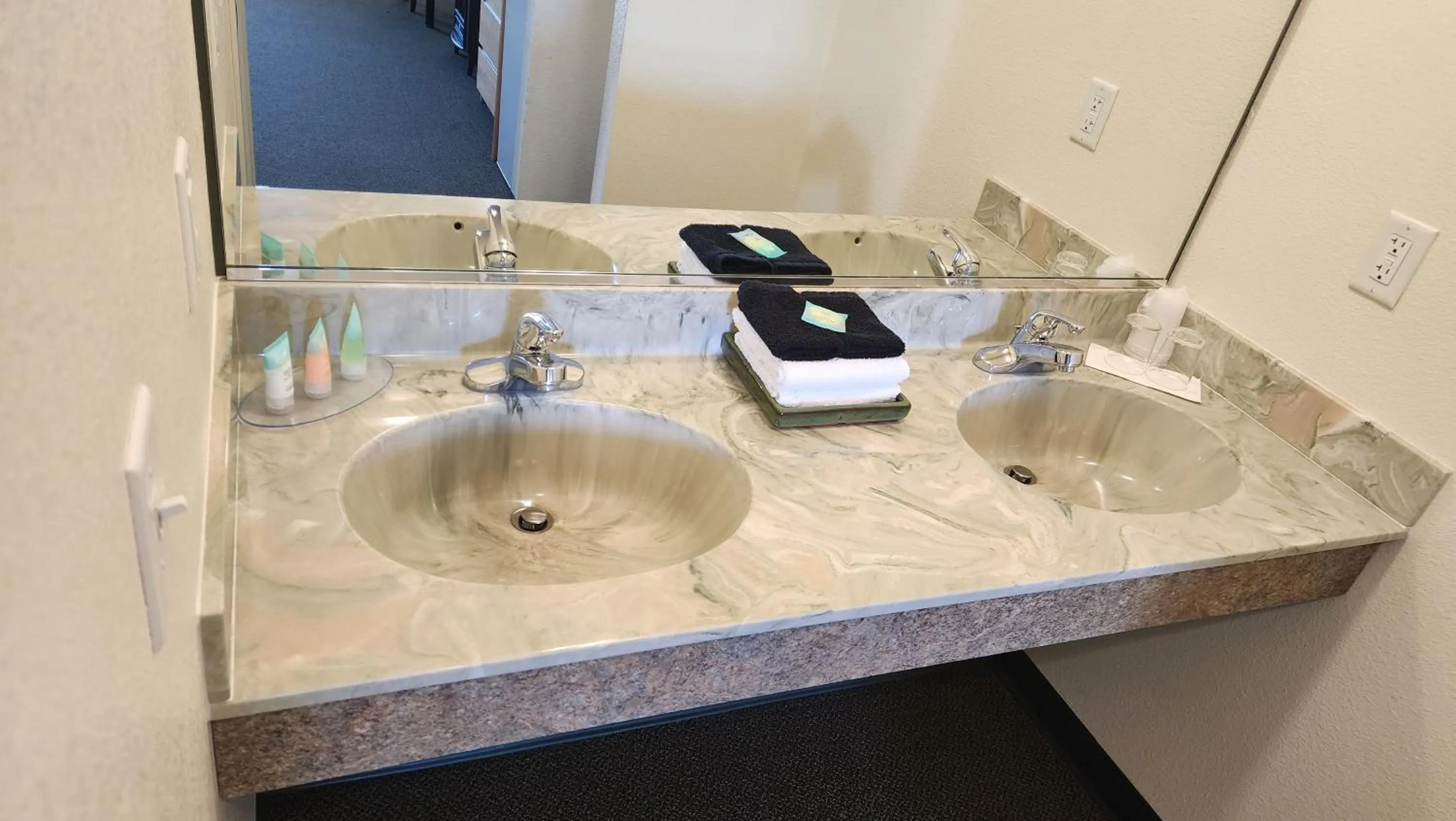 Bathroom in Antlers Inn