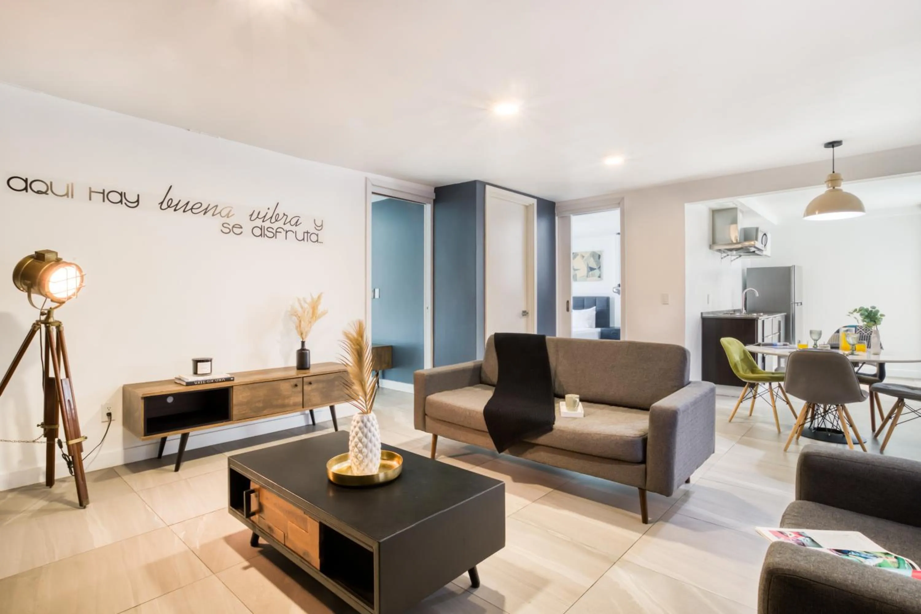 Living room in Eazy Centro by ULIV