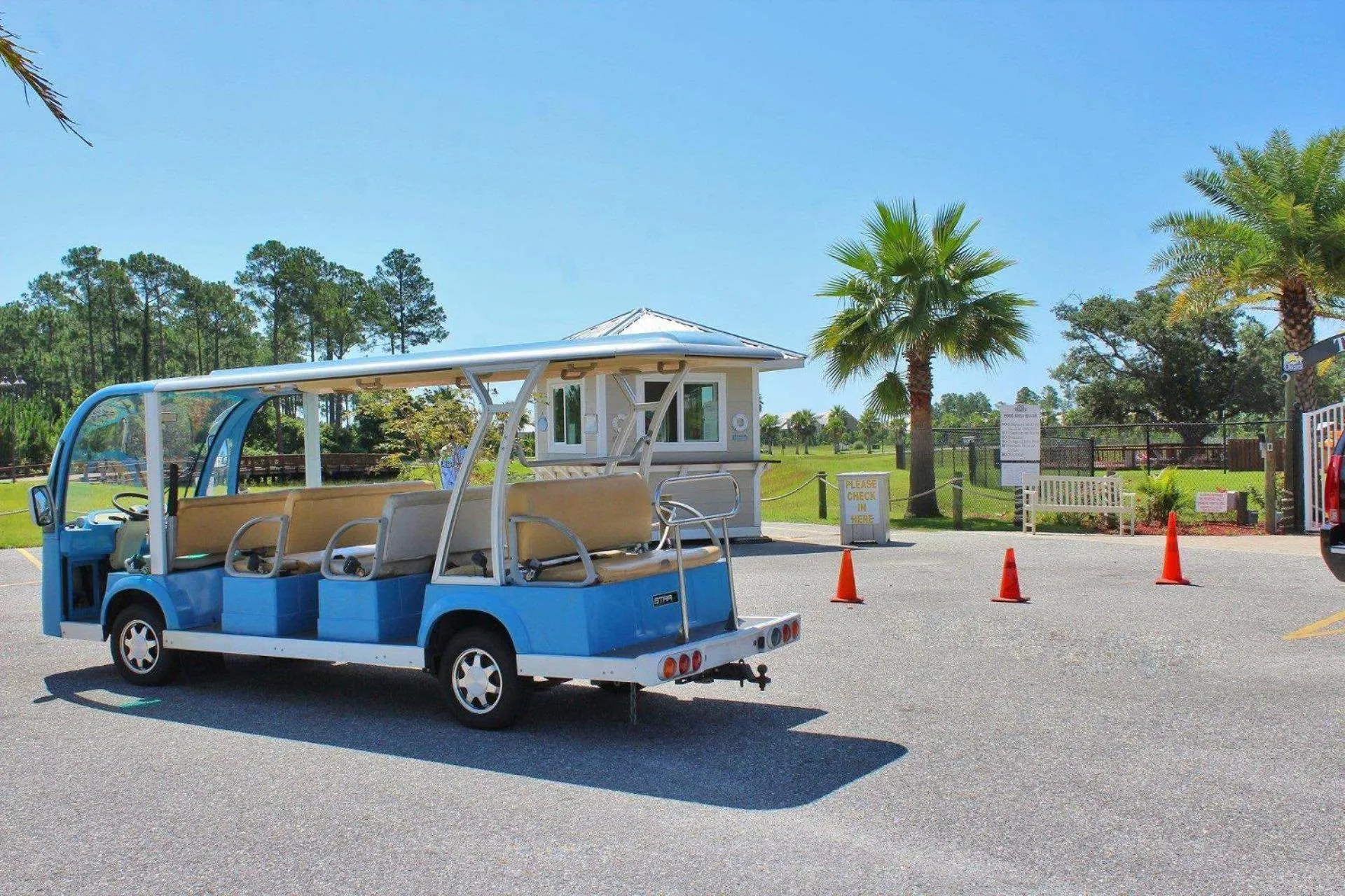 Wharf 521 by Youngs Suncoast