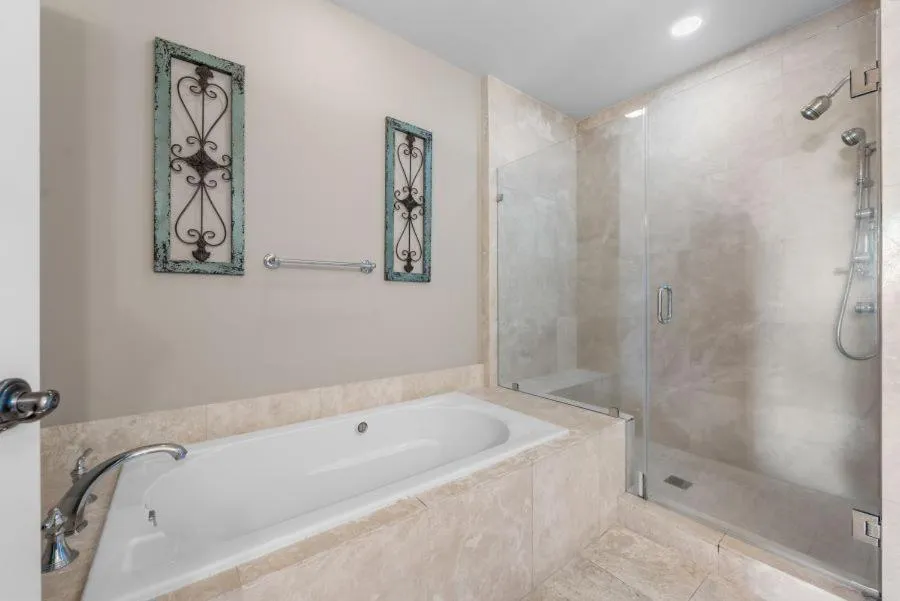 Wharf 521 by Youngs Suncoast