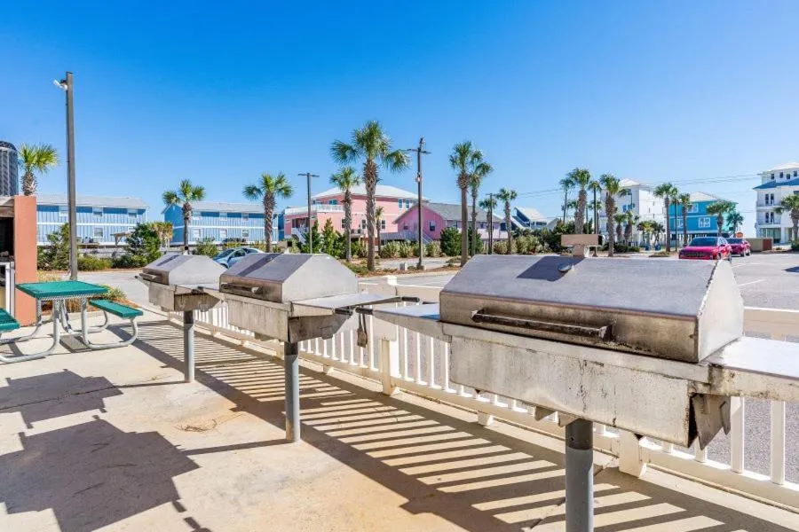 Sanibel 907 by Youngs Suncoast