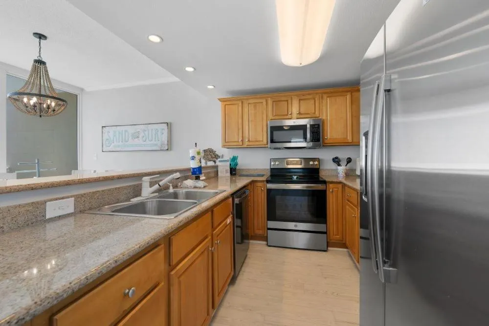 Sanibel 907 by Youngs Suncoast