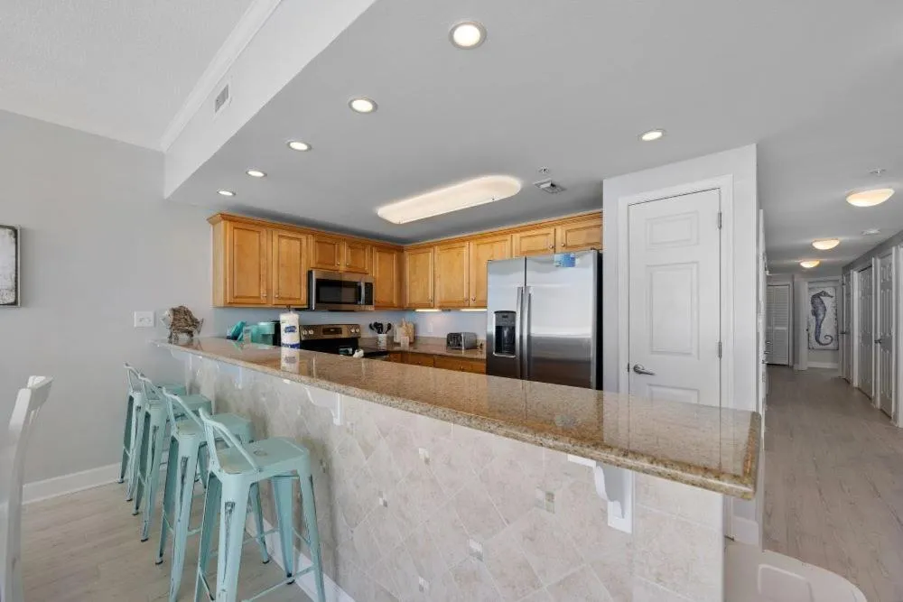 Sanibel 907 by Youngs Suncoast