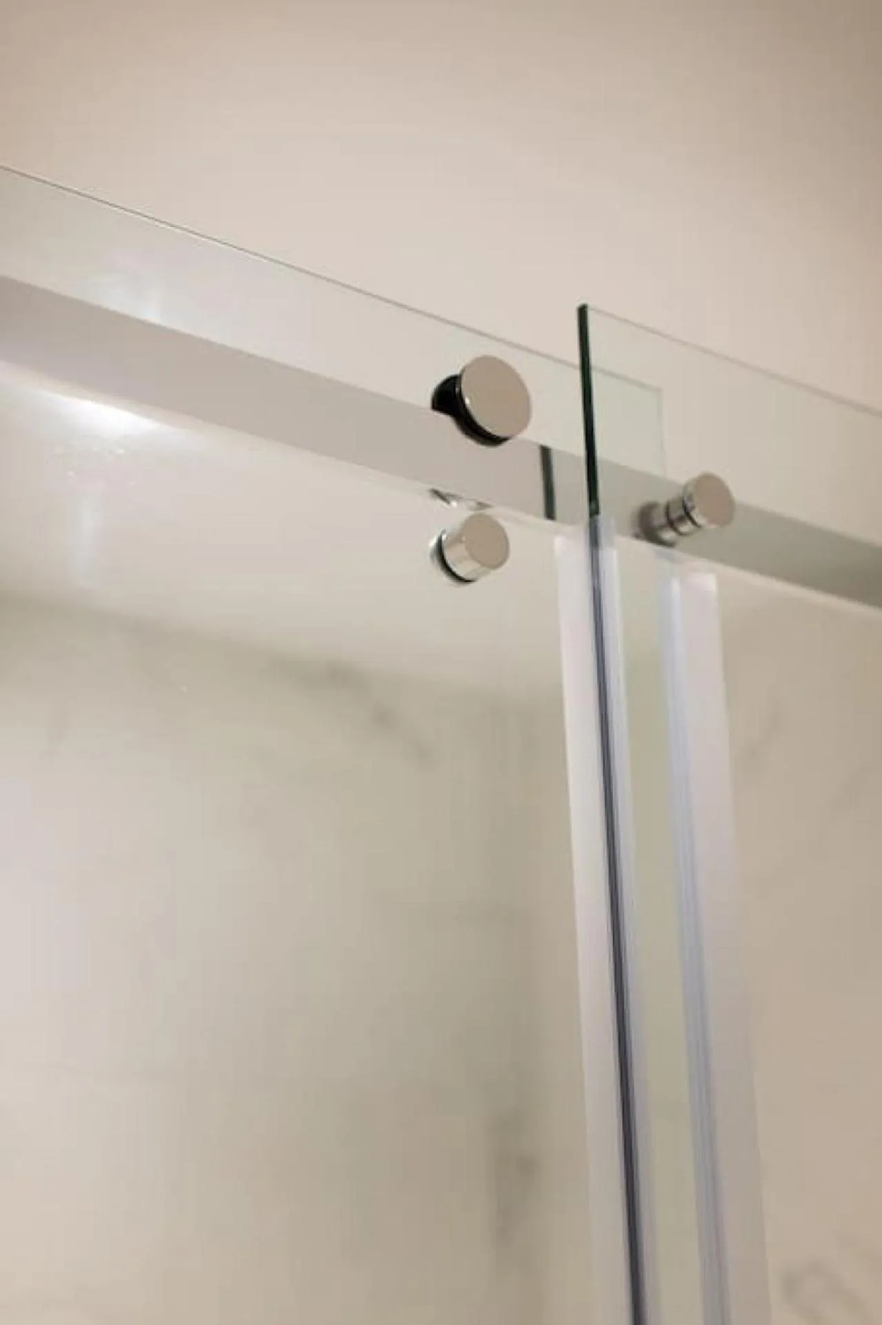 Palms Little Italy Studio with full bathroom by Denstays