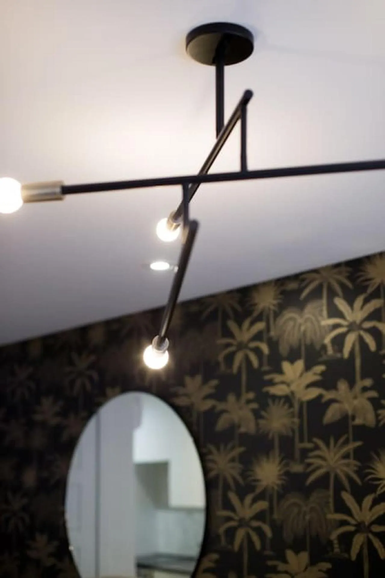 Palms Little Italy Studio with full bathroom by Denstays