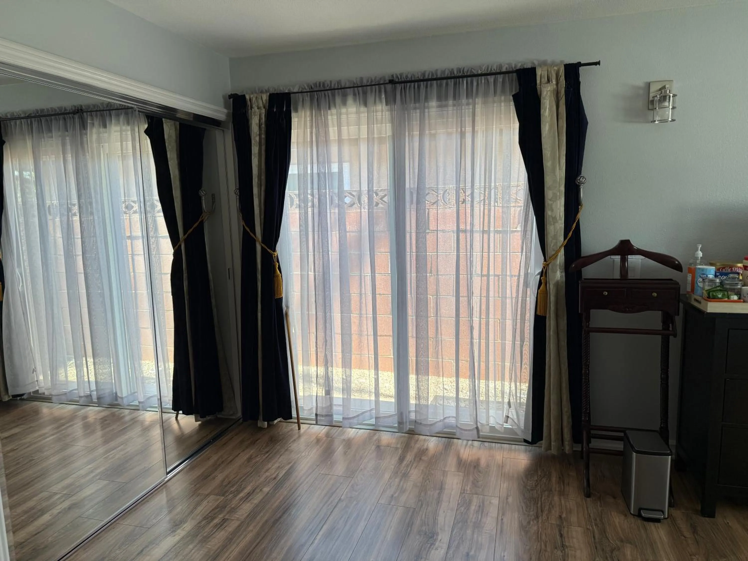 Romantic Coastal Private Room