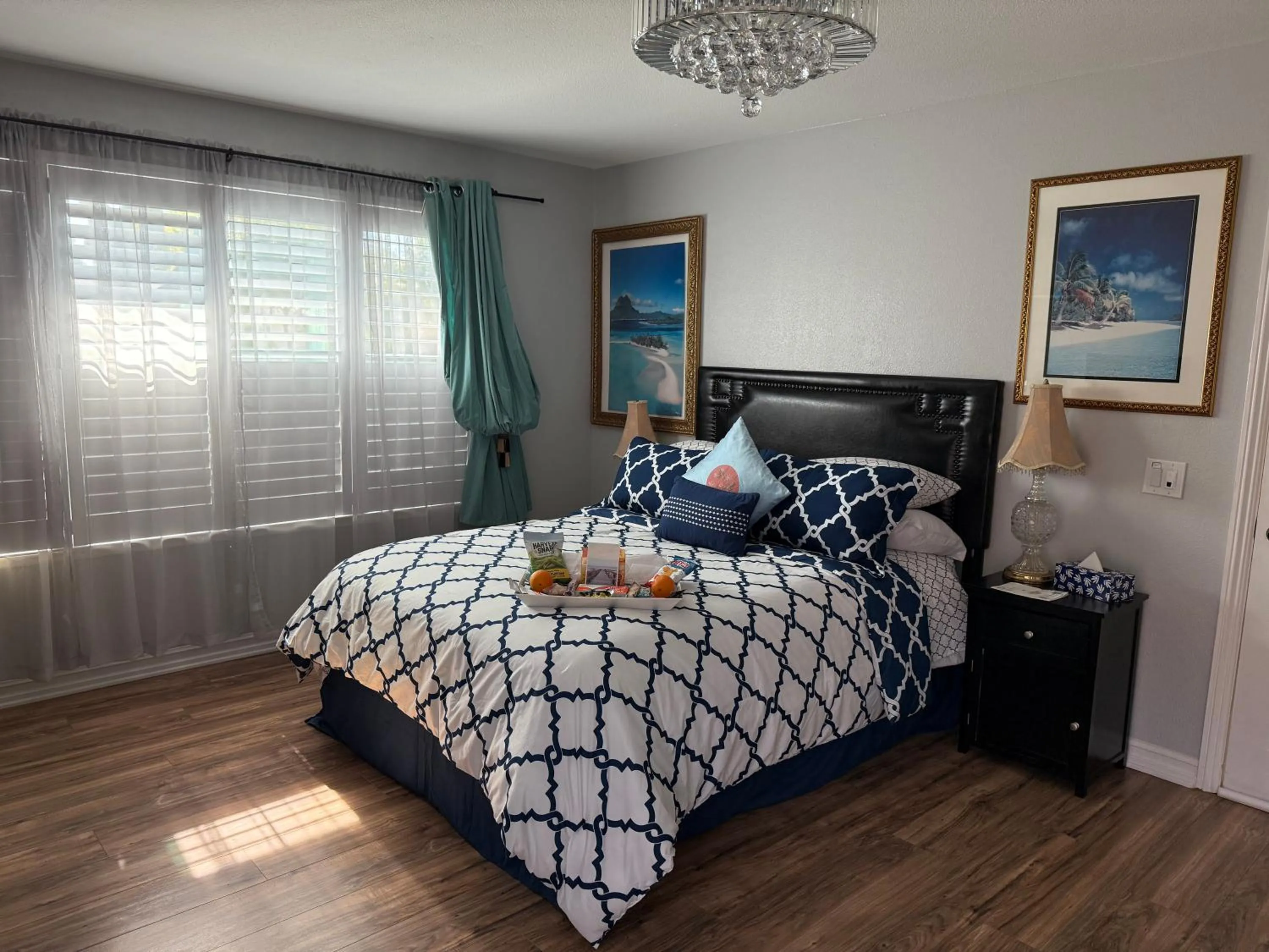 Bedroom, Bed in Romantic Coastal Private Room