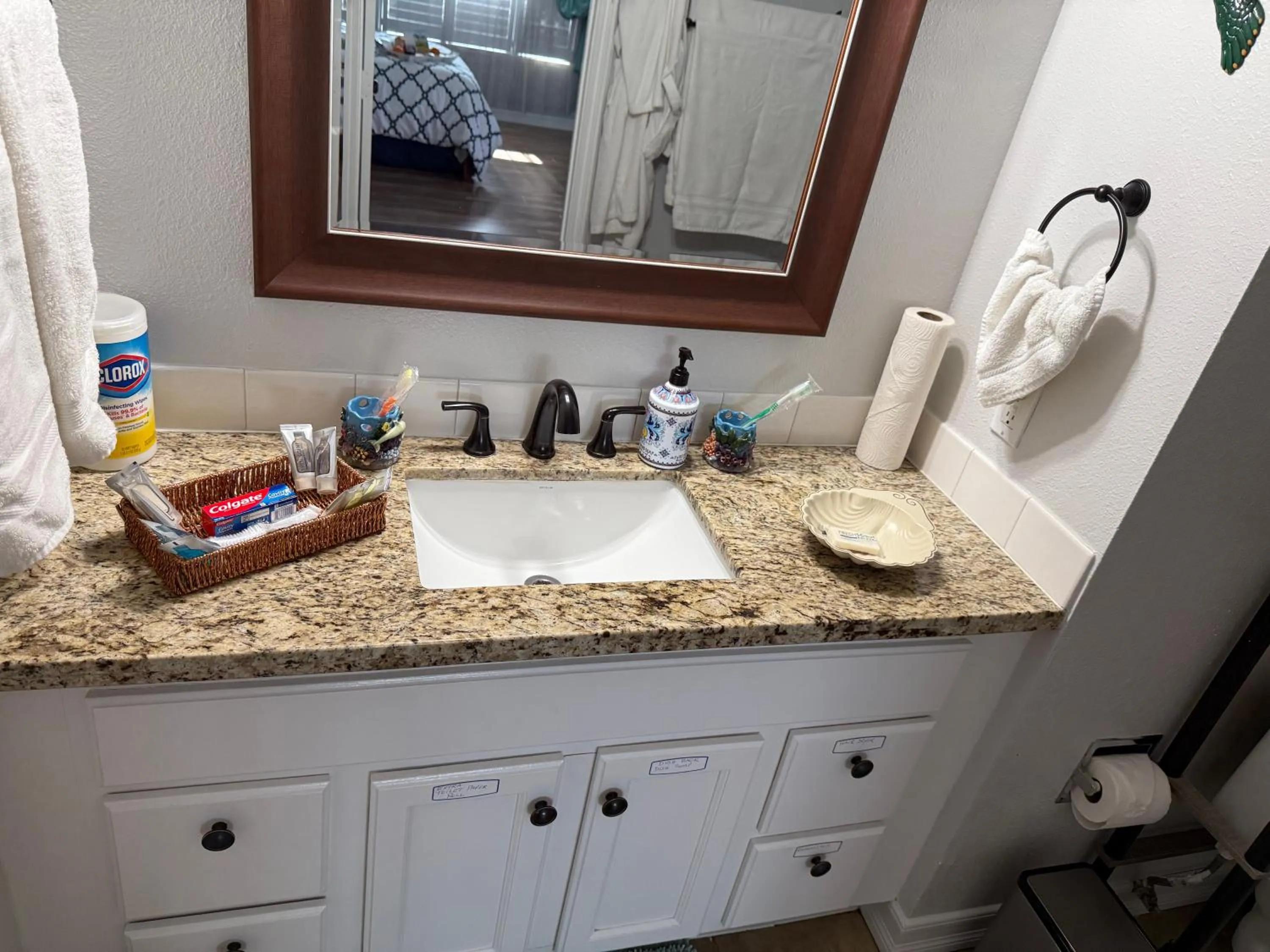 Romantic Coastal Private Room