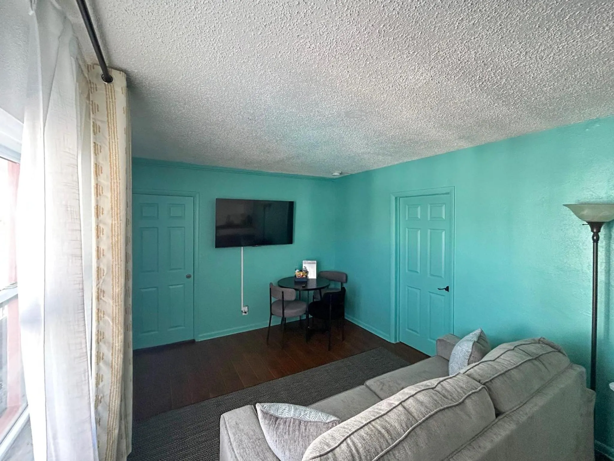 Bed in Oasis Palms Resort