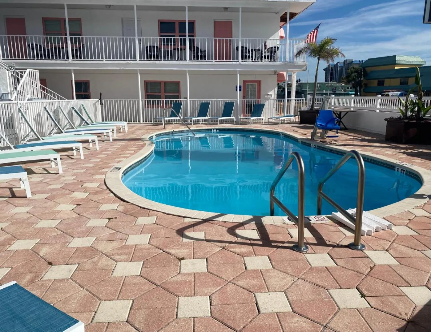 Property building in Oasis Palms Resort