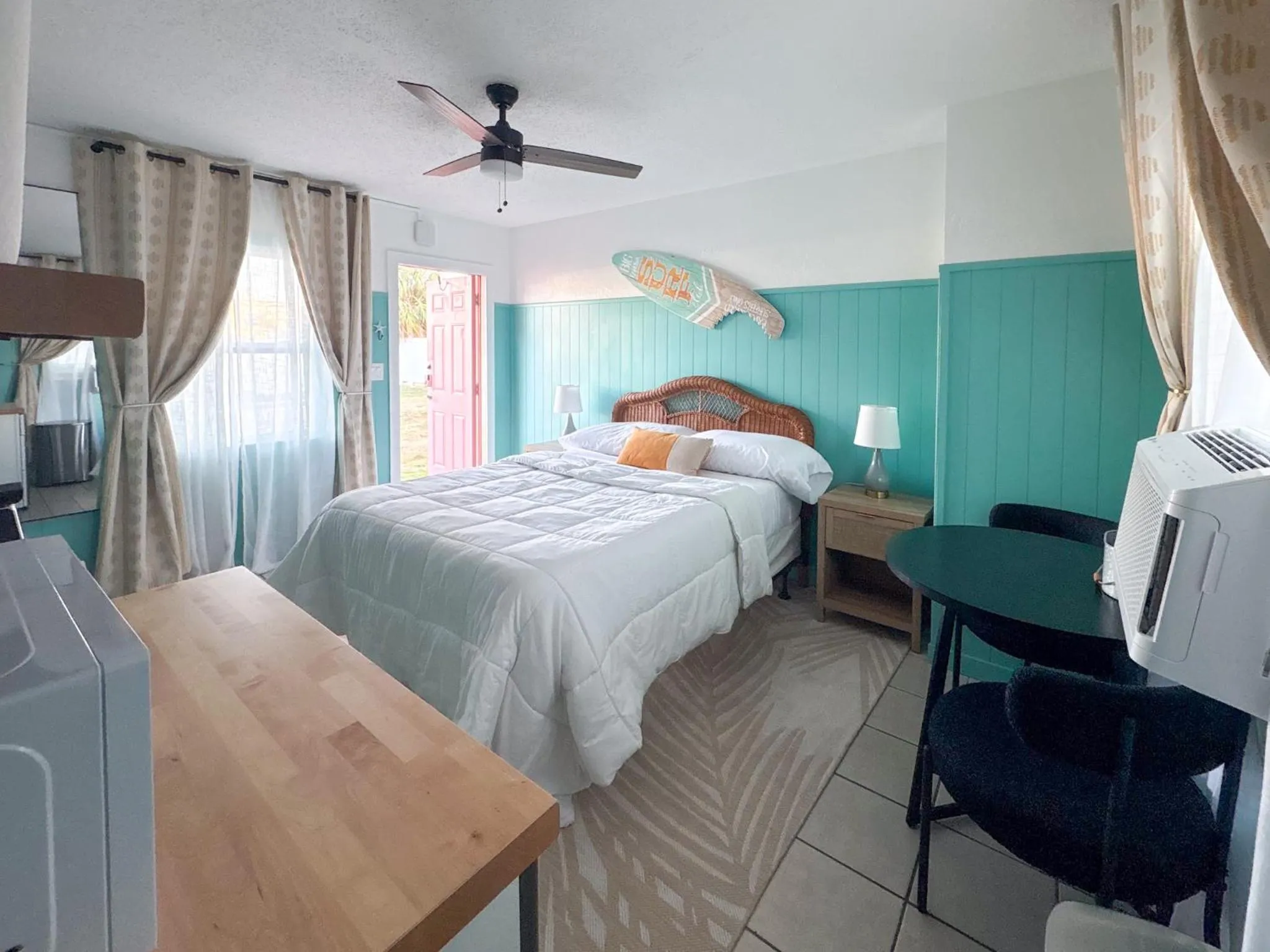 Bed in Oasis Palms Resort