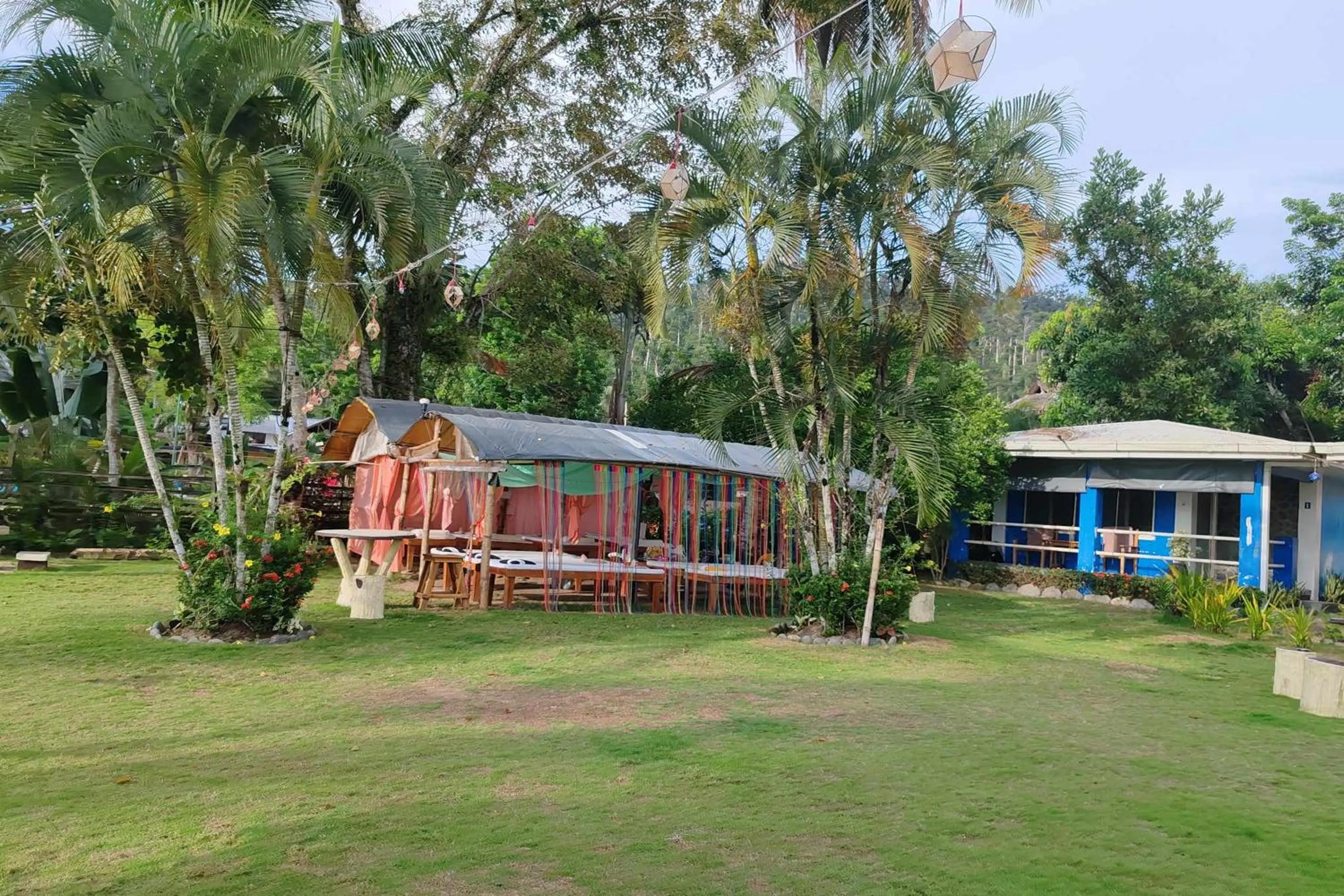 Day in Summer Homes Beach Front Resort and Cottages Port Barton