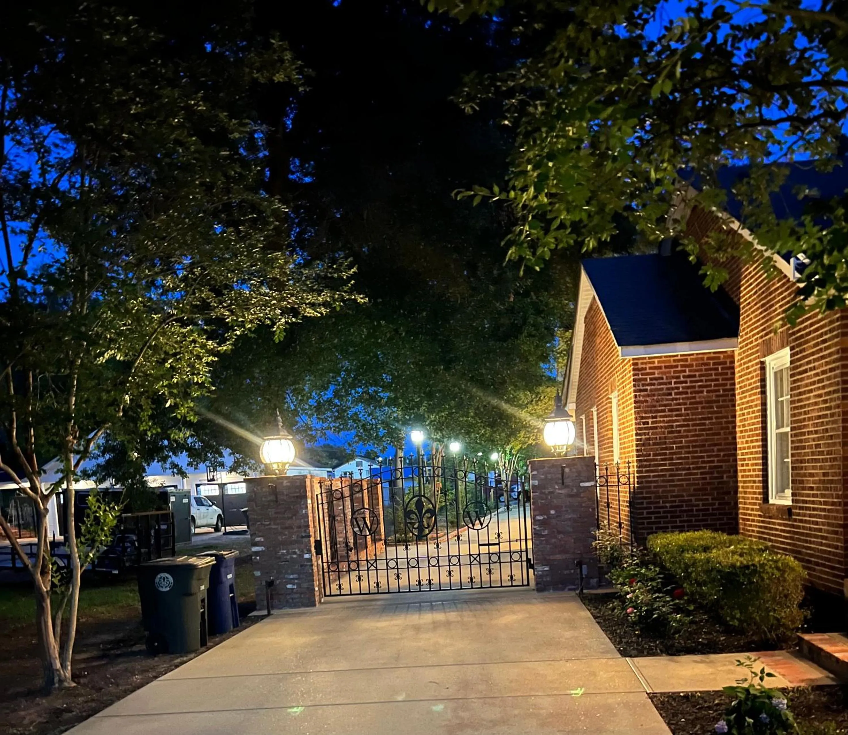 Night in Opus House Historic Natchitoches
