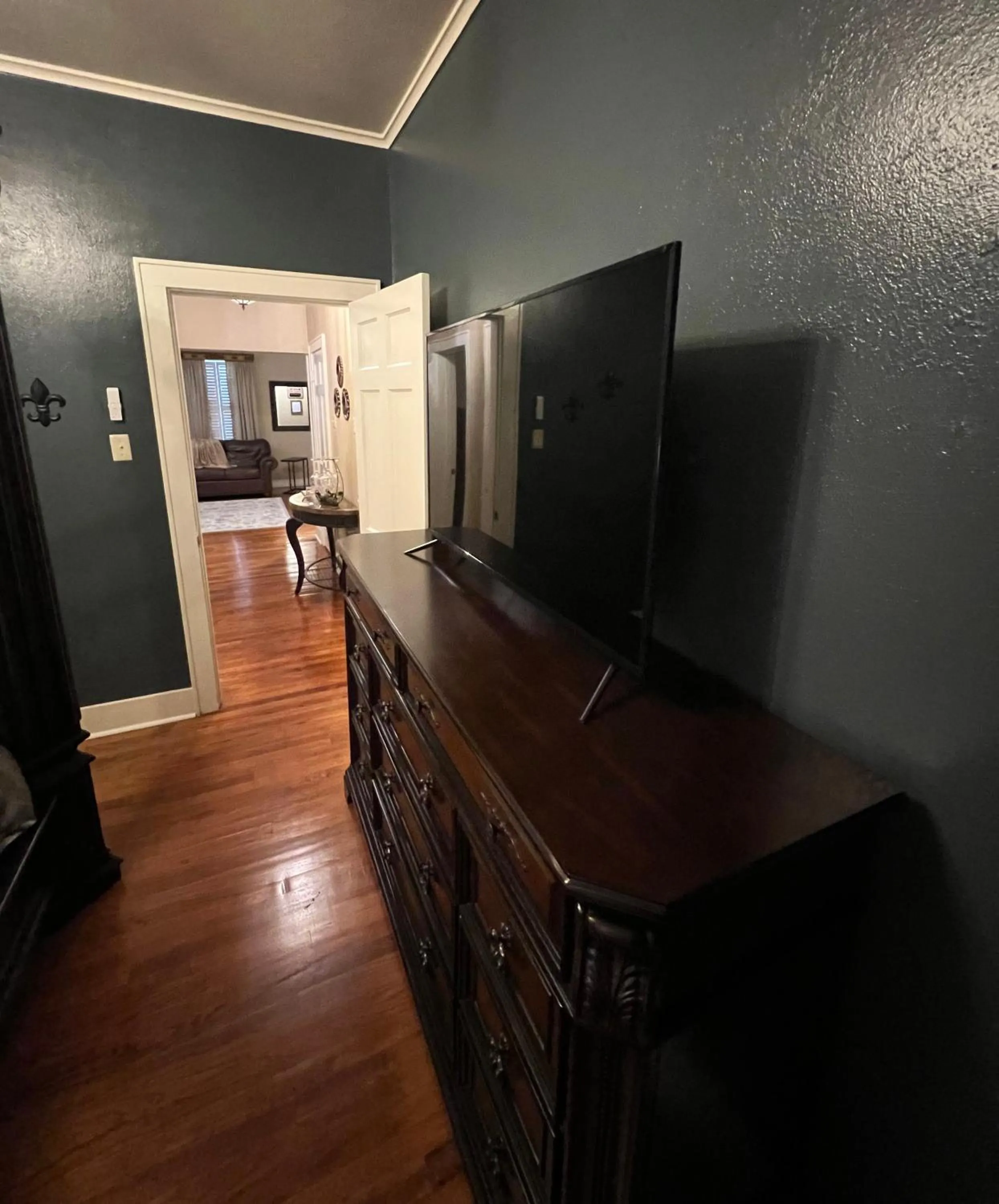 TV and multimedia in Opus House Historic Natchitoches