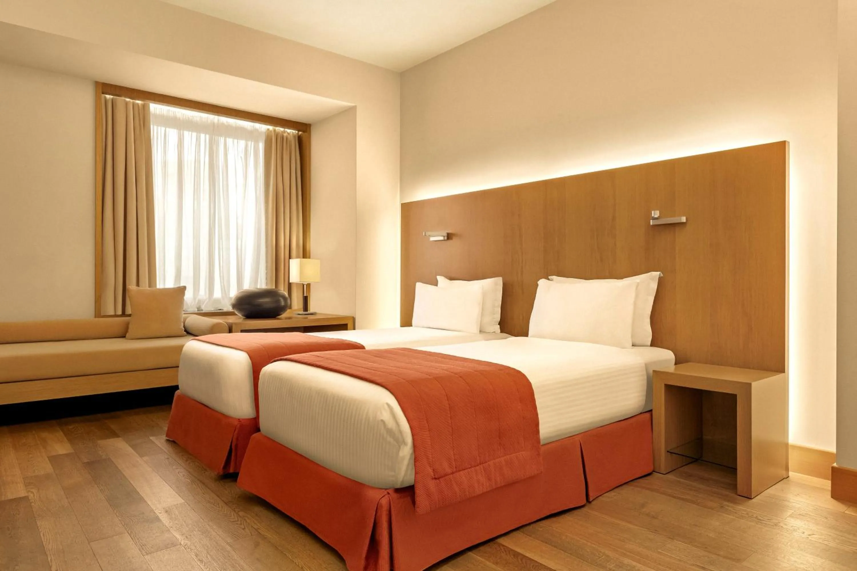 Bed in Zeus Thessaloniki Lazart