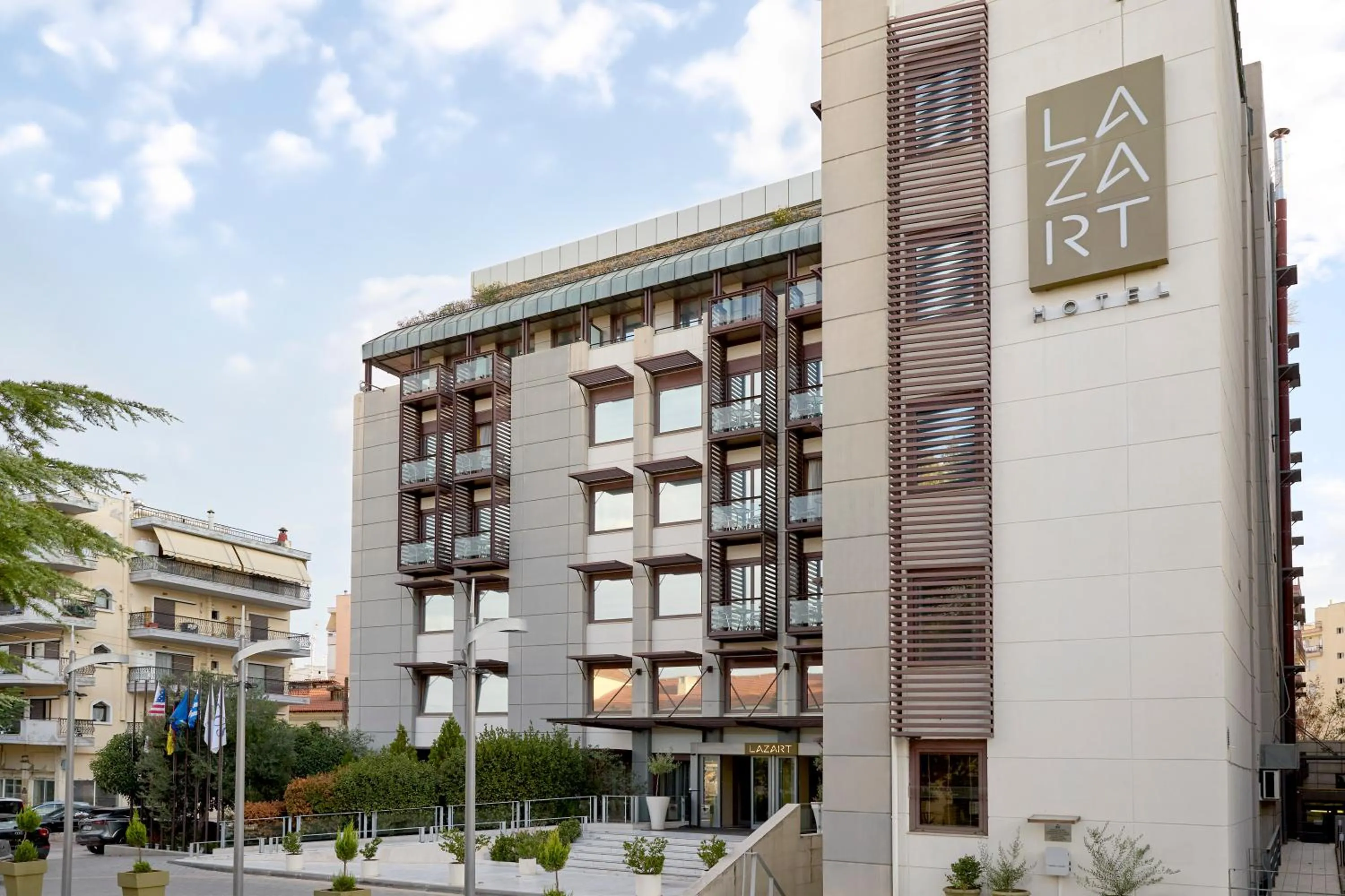 Property building in Zeus Thessaloniki Lazart