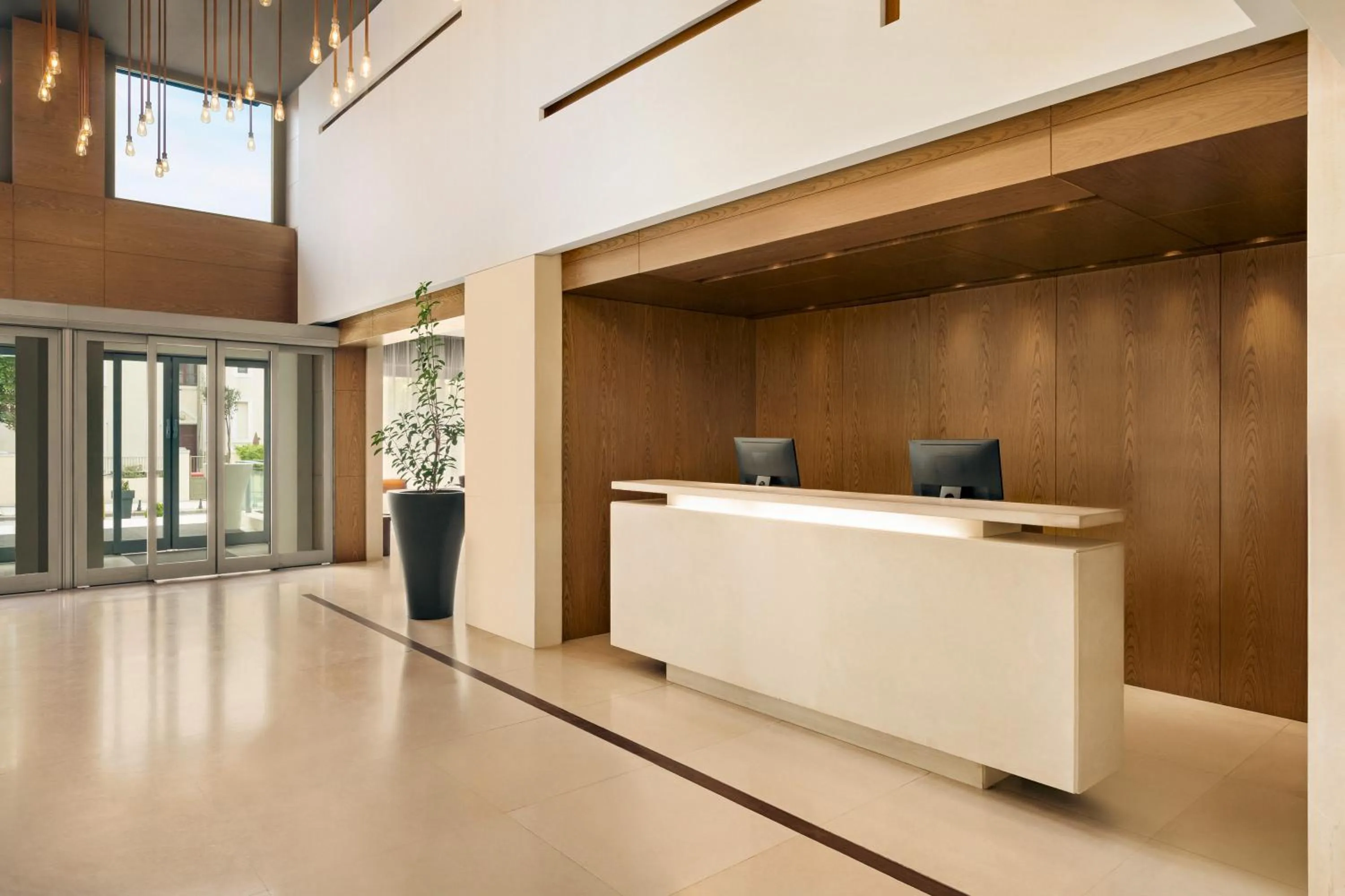 Zeus Thessaloniki Lazart