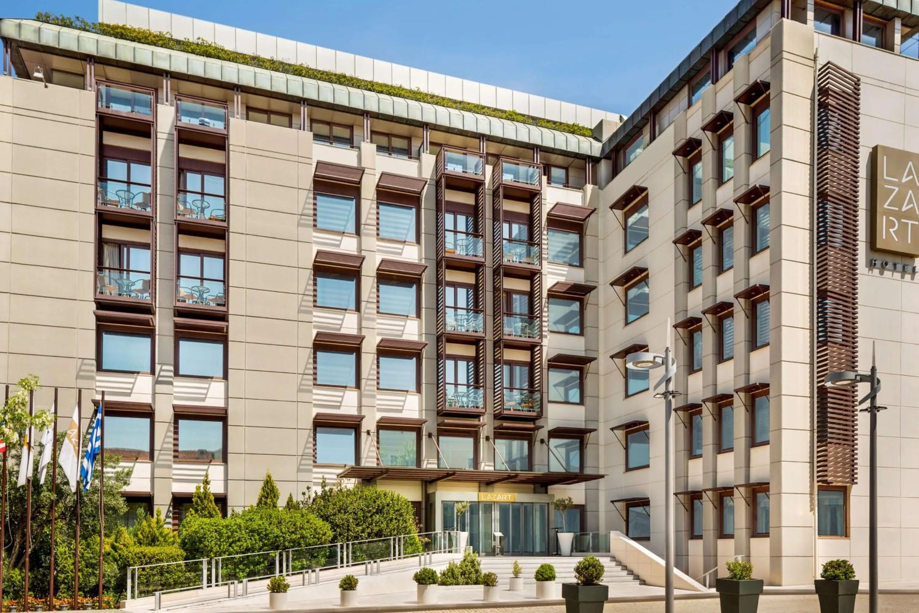 Property building in Zeus Thessaloniki Lazart