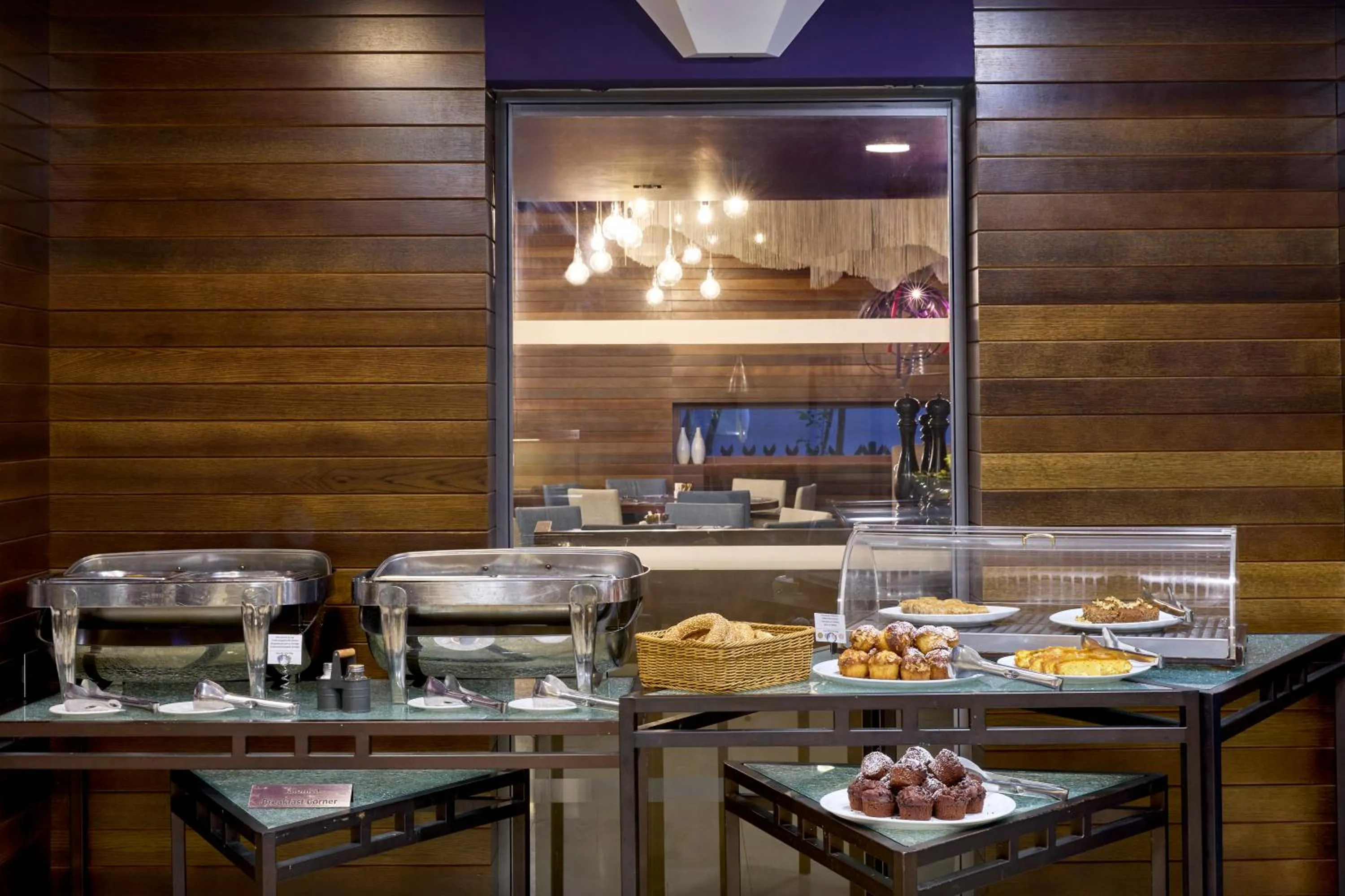 Area and facilities in Zeus Thessaloniki Lazart