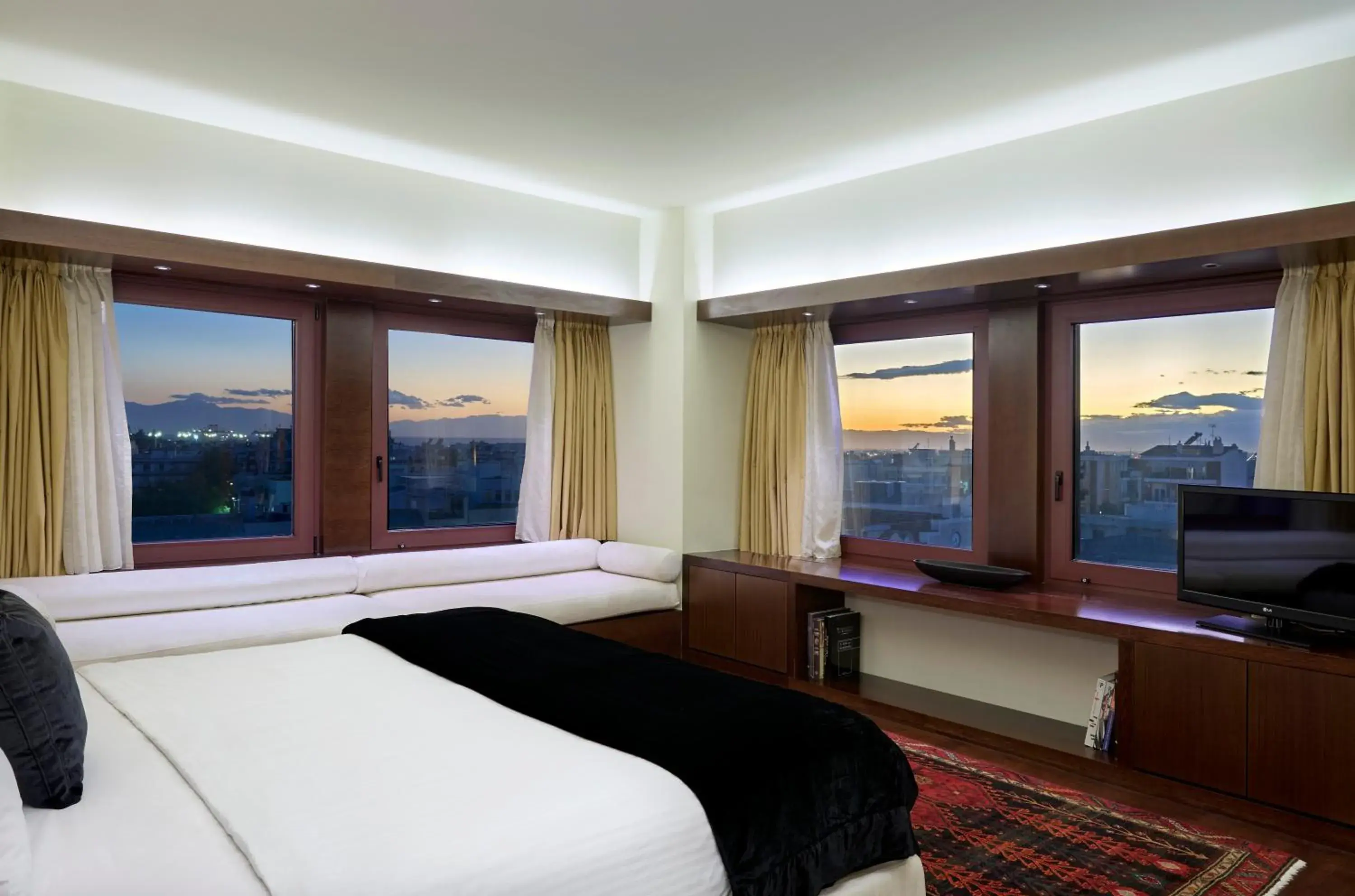 Penthouse Suite in Zeus Thessaloniki Lazart Penthouse Suite in Zeus Thessaloniki Lazart