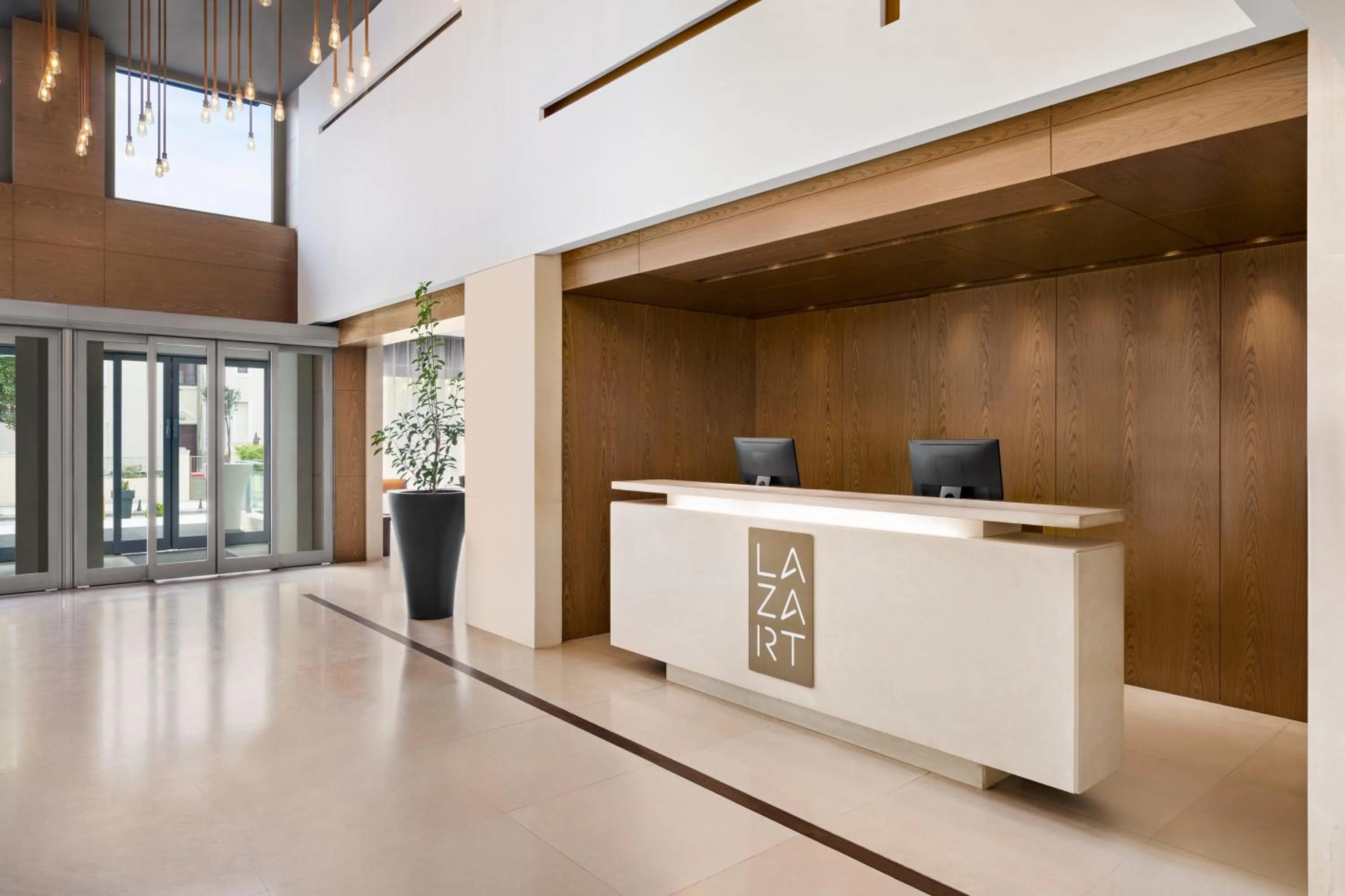 Lobby or reception in Zeus Thessaloniki Lazart