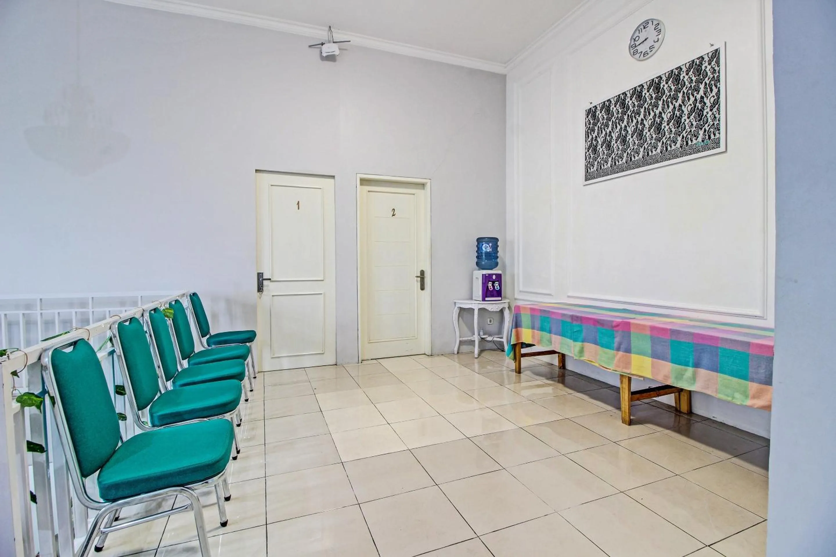 Lobby or reception in Capital O 92250 Hall & Guesthouse Kowapi Syariah