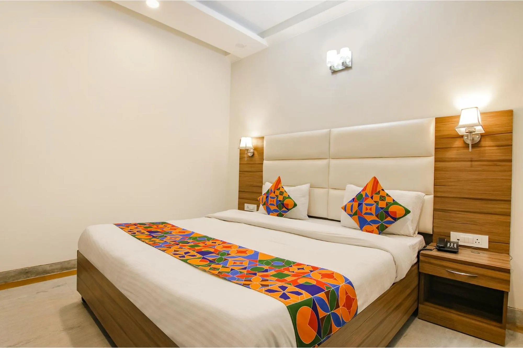 Bed in Hotel Leaf 9 INN, Cyber City near Ambience Mall