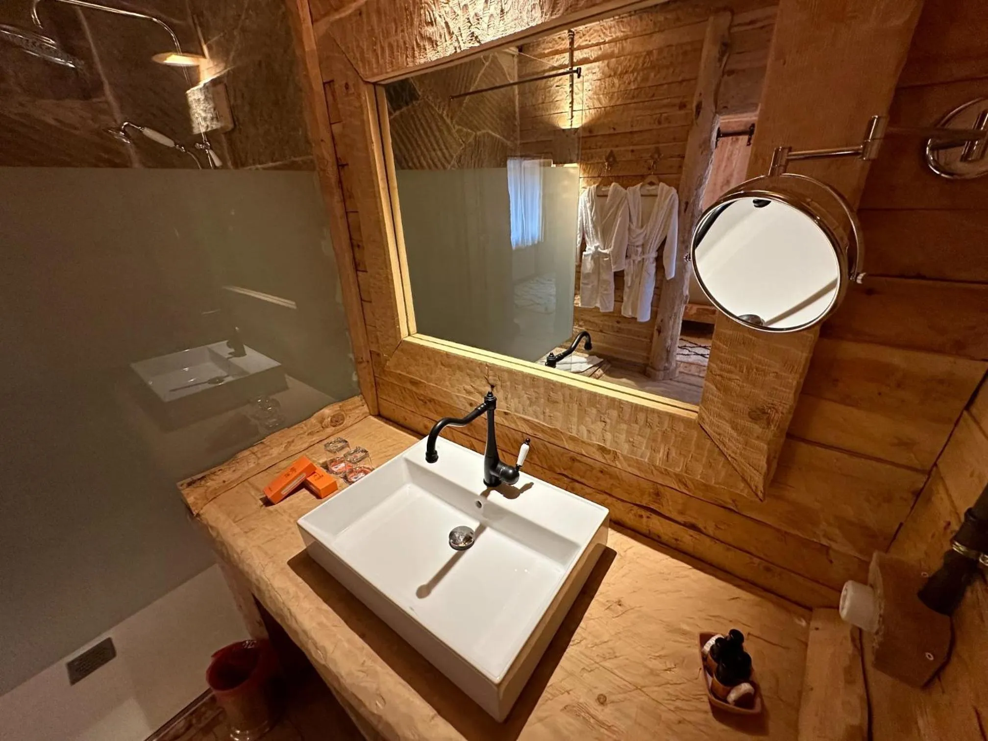 Bathroom in Hotel Xaluca Spa Aguelmame Sidi Ali