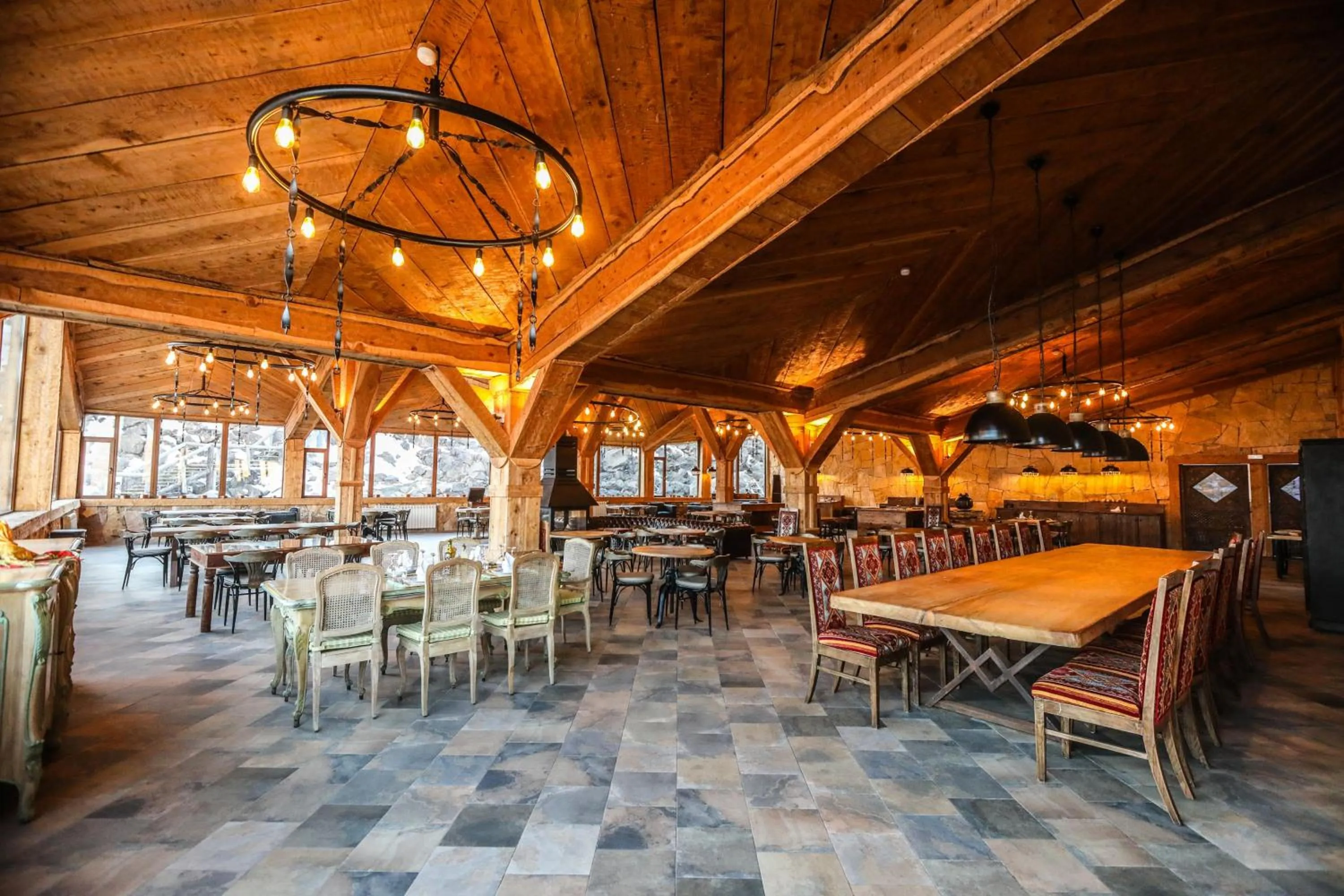 Restaurant/places to eat in Hotel Xaluca Spa Aguelmame Sidi Ali