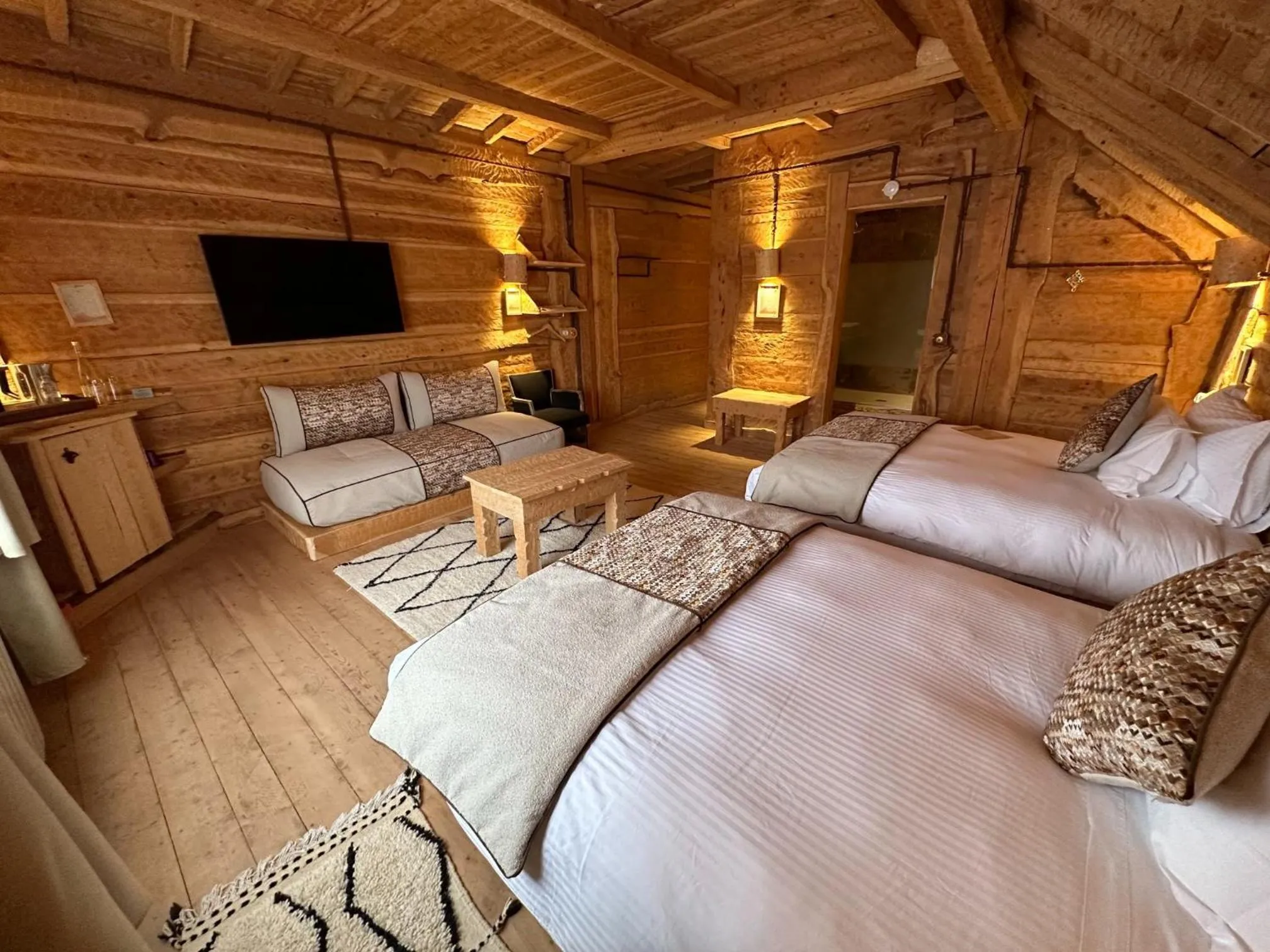 Bed in Hotel Xaluca Spa Aguelmame Sidi Ali