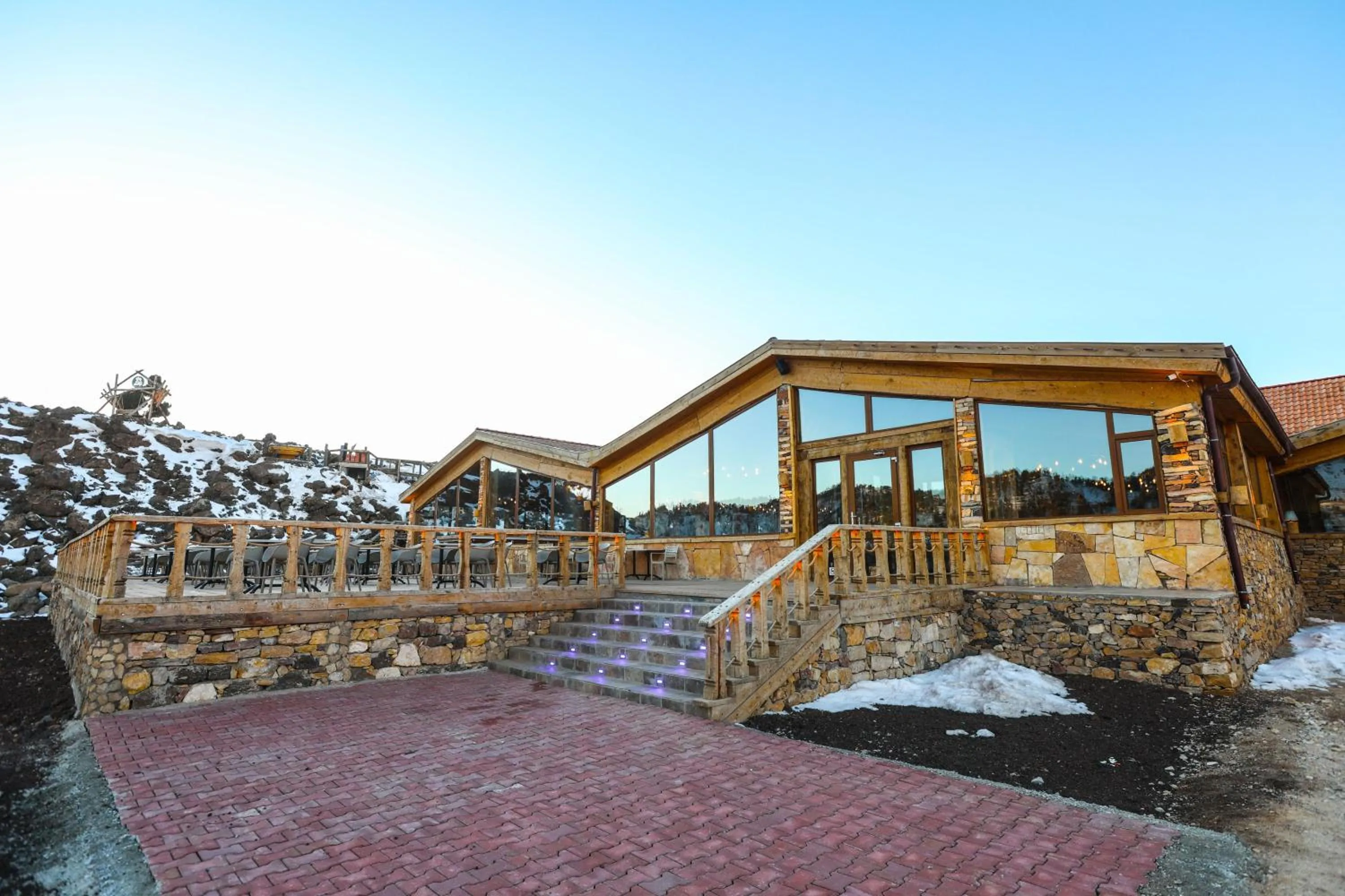 Property building in Hotel Xaluca Spa Aguelmame Sidi Ali