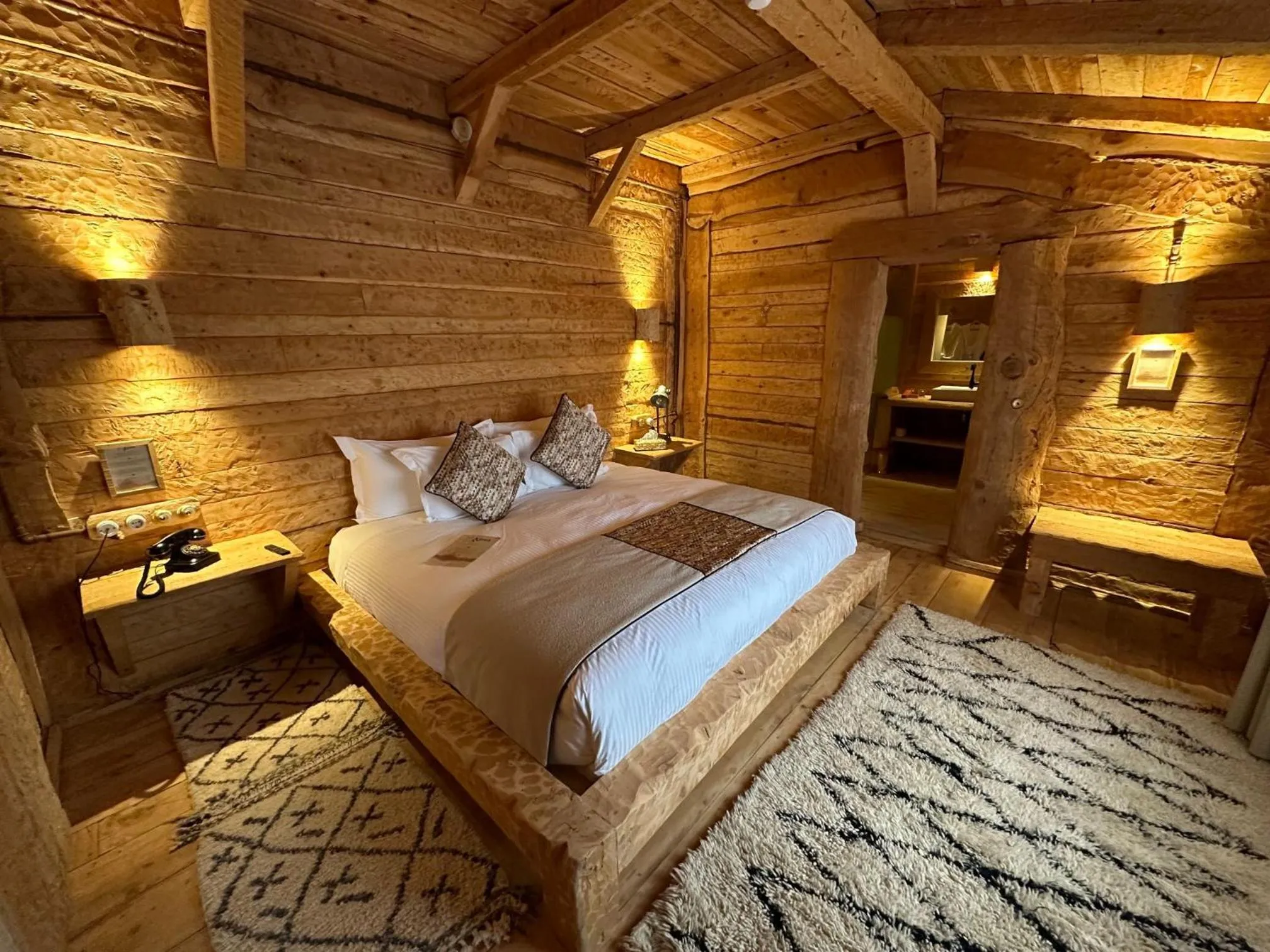 Bed in Hotel Xaluca Spa Aguelmame Sidi Ali