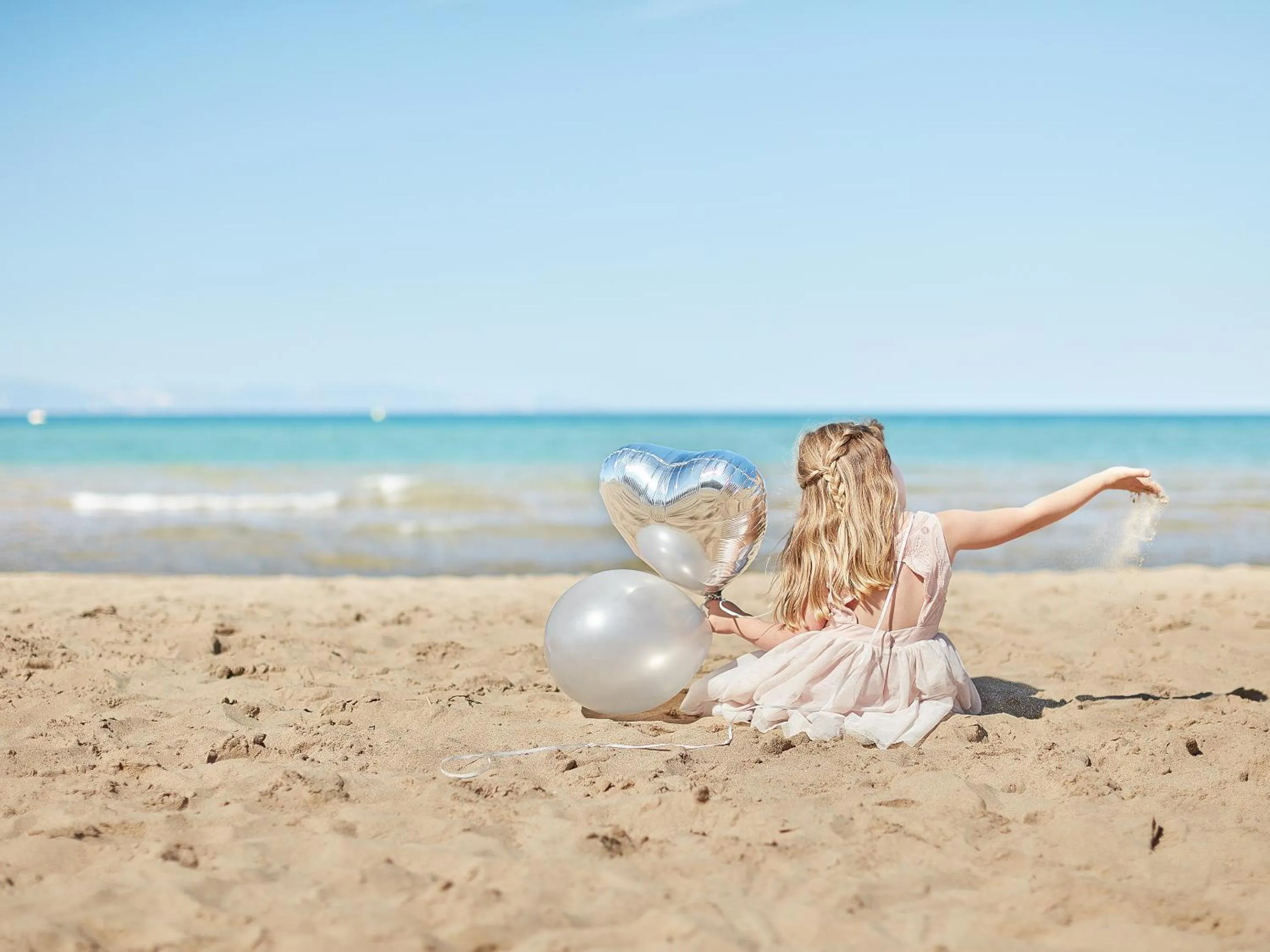 People in Mandola Rosa at Riviera Olympia, A Grecotel Resort to Live