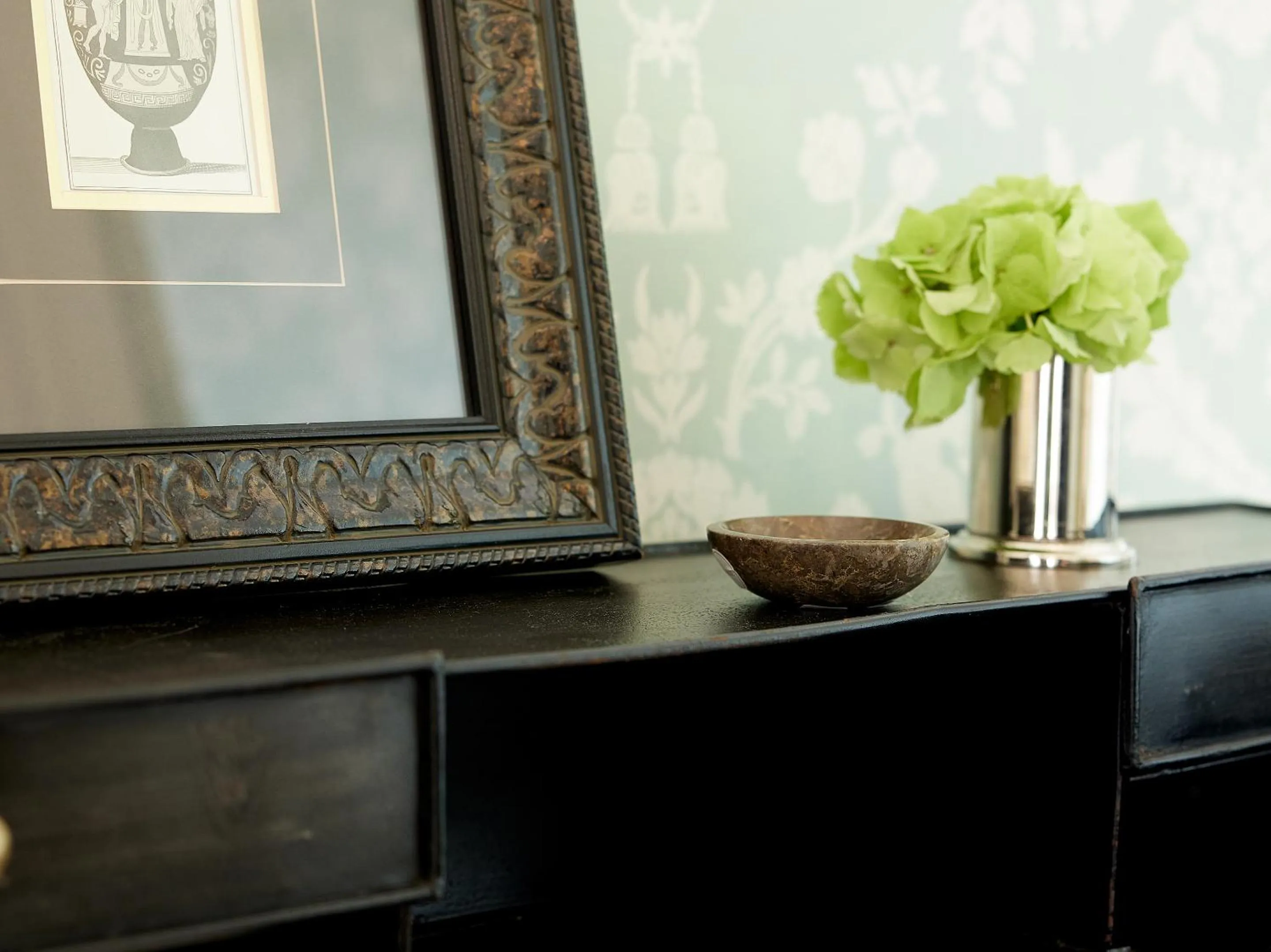 Decorative detail in Mandola Rosa at Riviera Olympia, A Grecotel Resort to Live