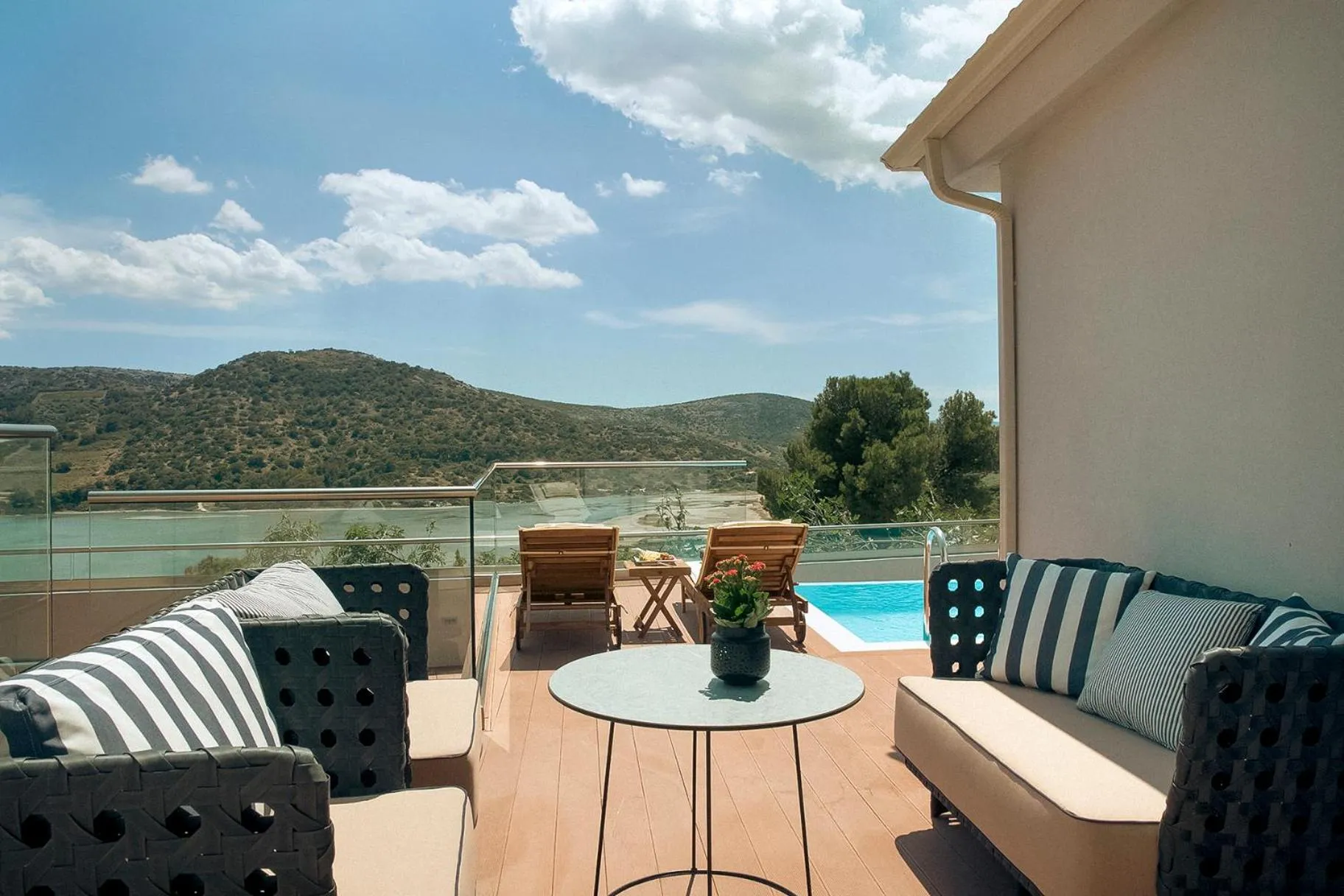 Zeus Dolce by Wyndham Athens