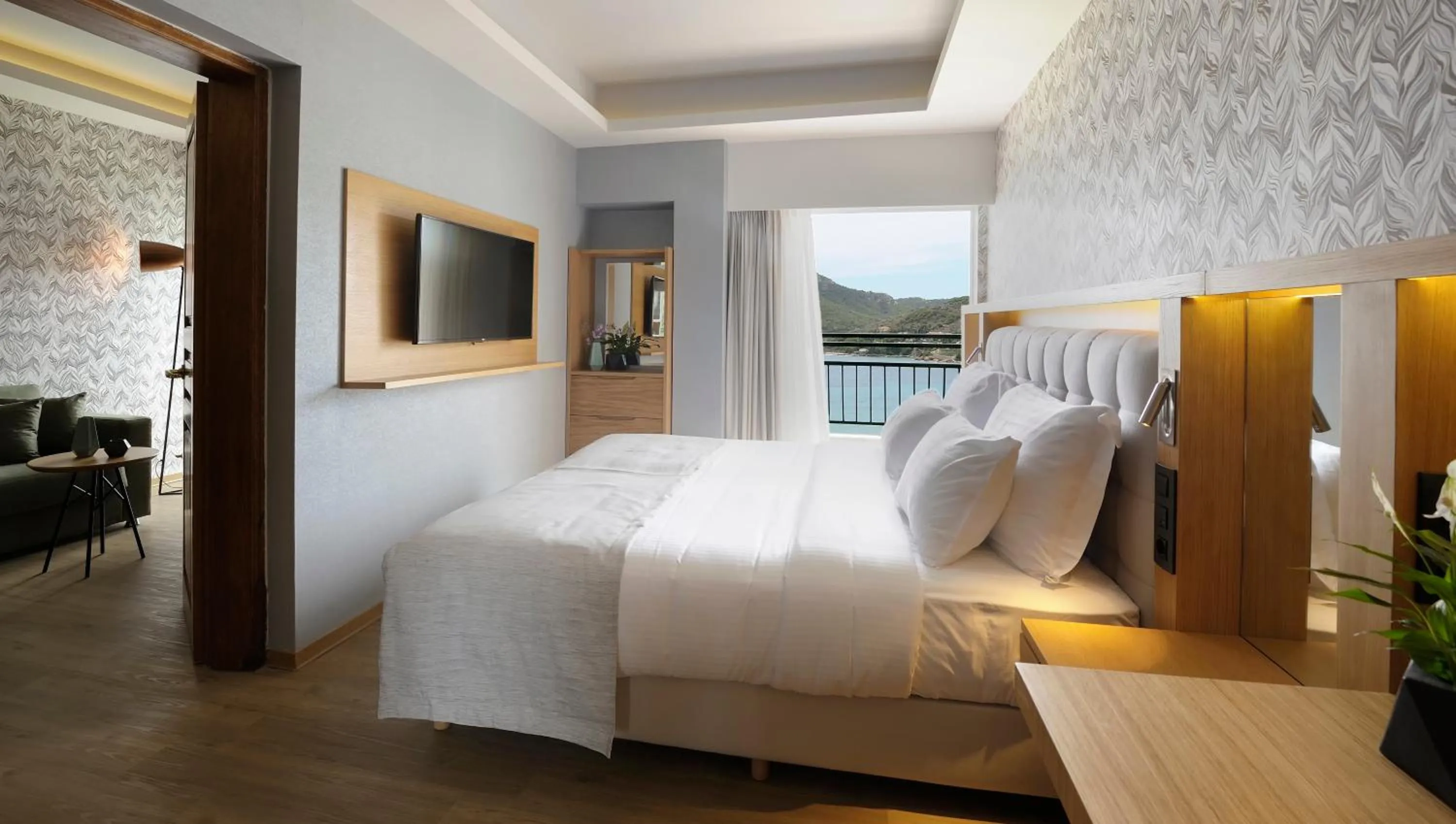 Bedroom, Bed in Zeus Dolce by Wyndham Athens